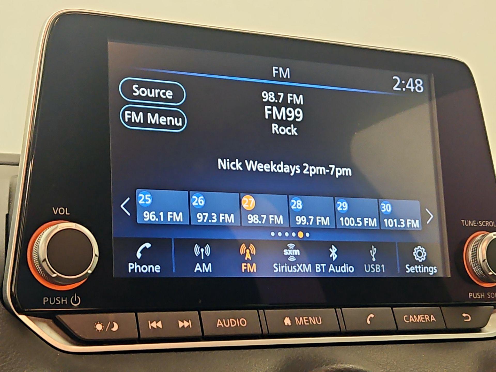 Thumbnail: 2023 Nissan Sentra - 15