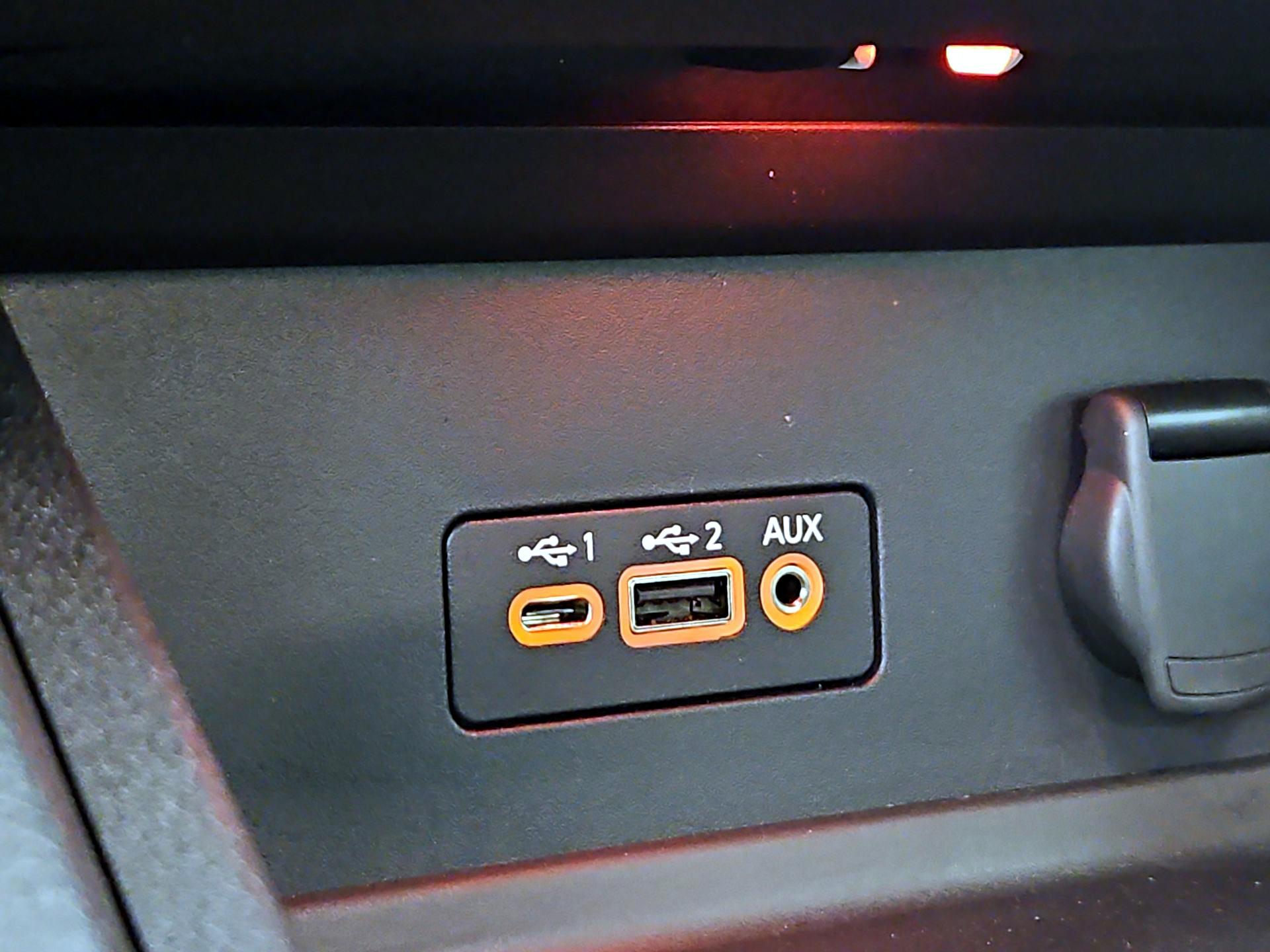 Thumbnail: 2023 Nissan Sentra - 18