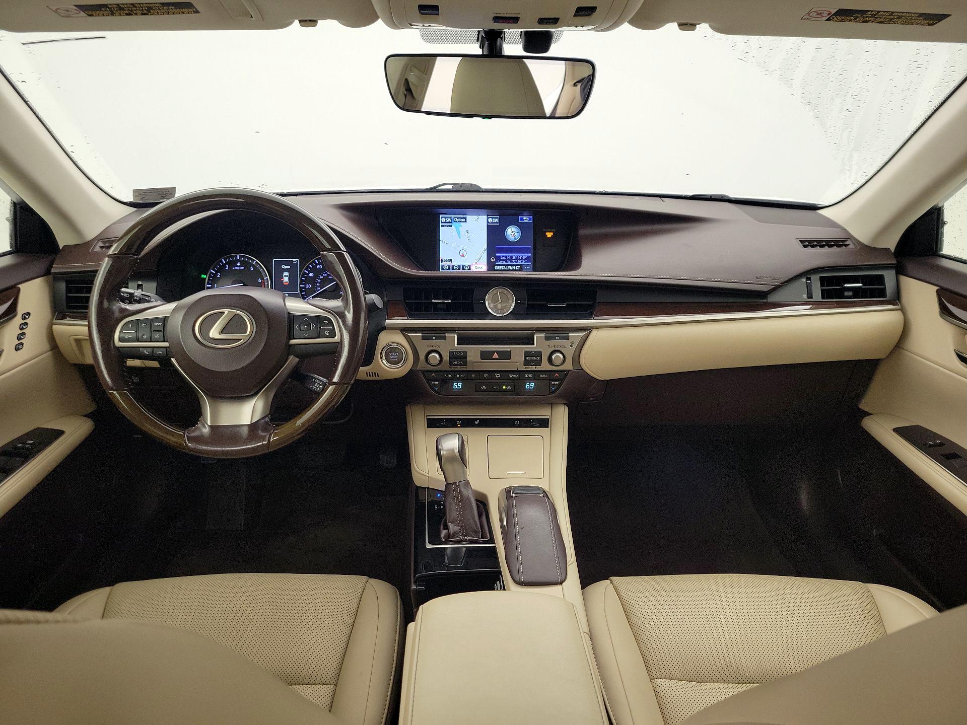 Thumbnail: 2016 Lexus ES - 9