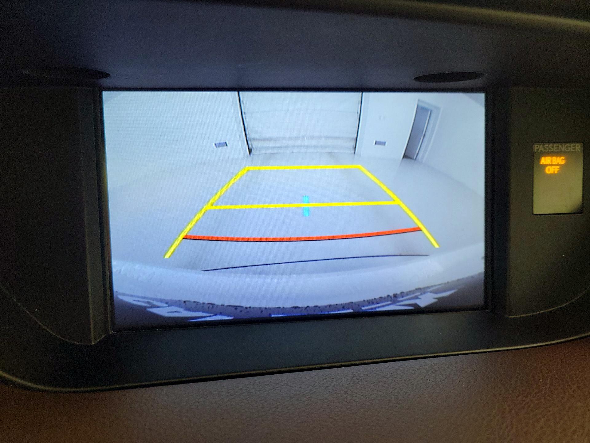 Thumbnail: 2016 Lexus ES - 15