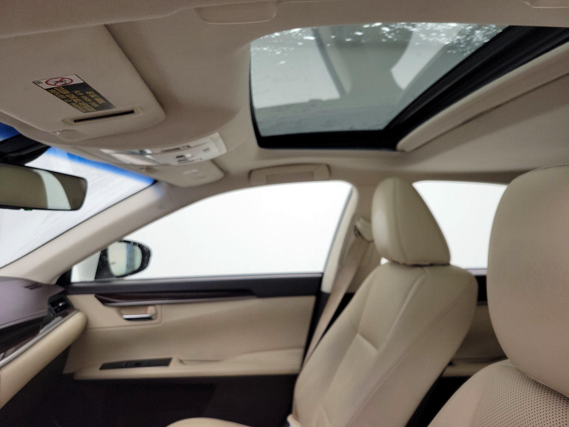 Thumbnail: 2016 Lexus ES - 20