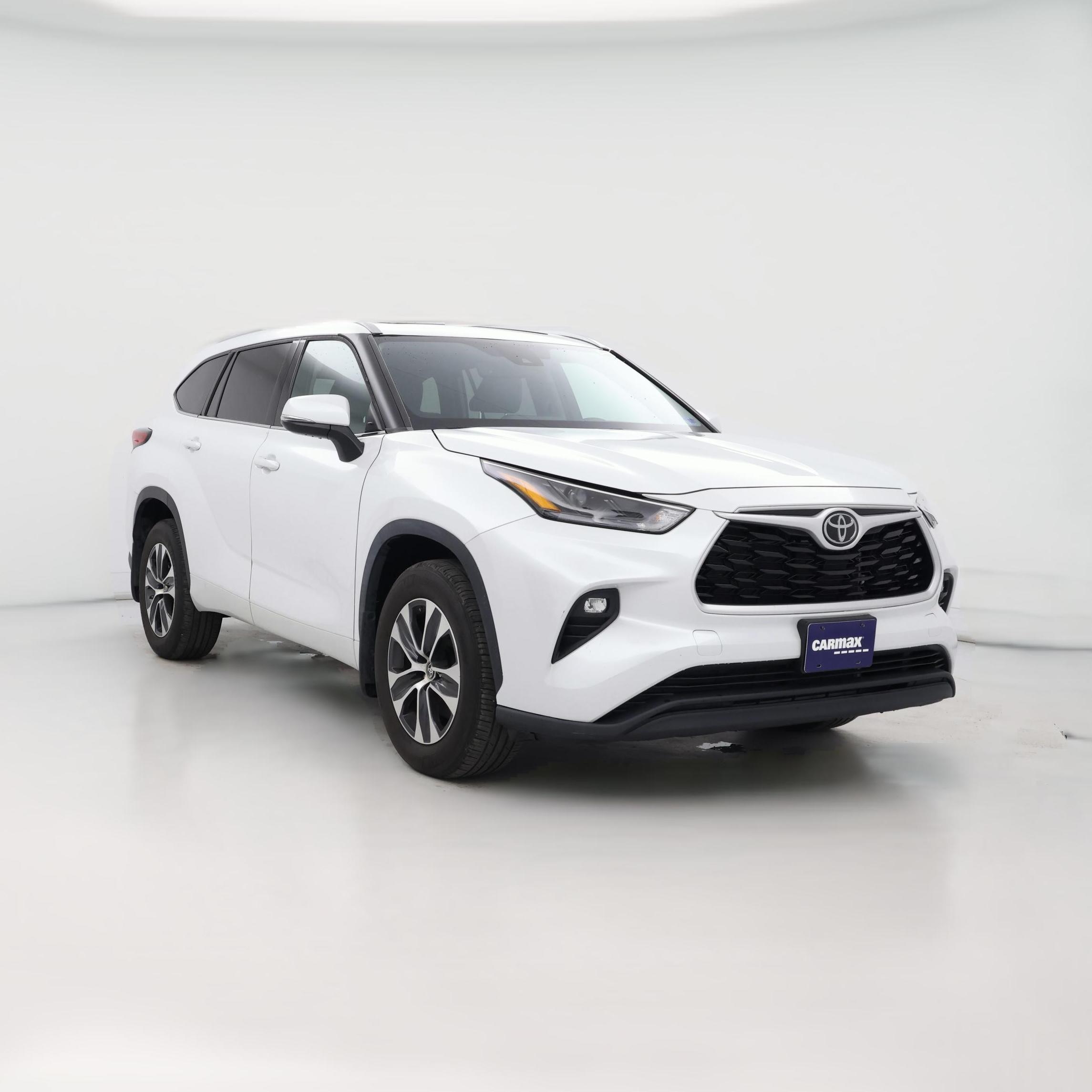 Thumbnail: 2022 Toyota Highlander - 1