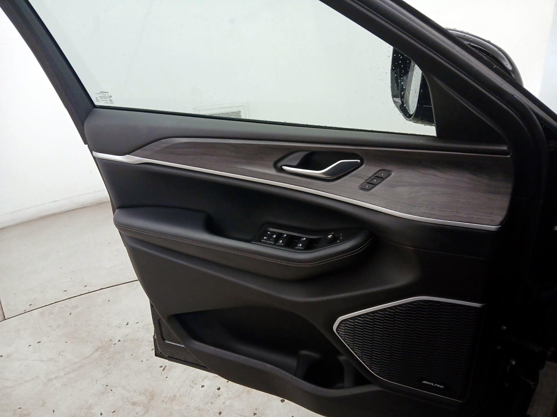 Thumbnail: 2022 Jeep Grand Cherokee L - 12