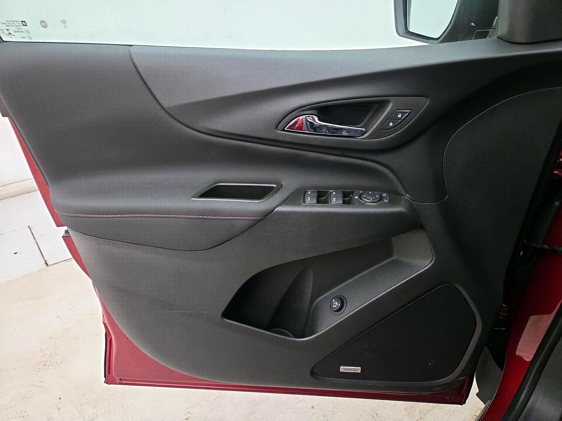 Thumbnail: 2023 Chevrolet Equinox - 12