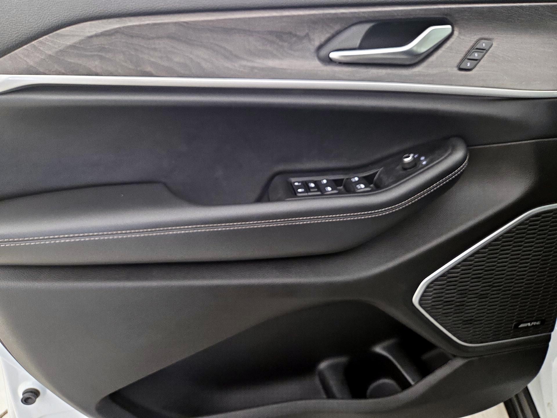 Thumbnail: 2022 Jeep Grand Cherokee - 12