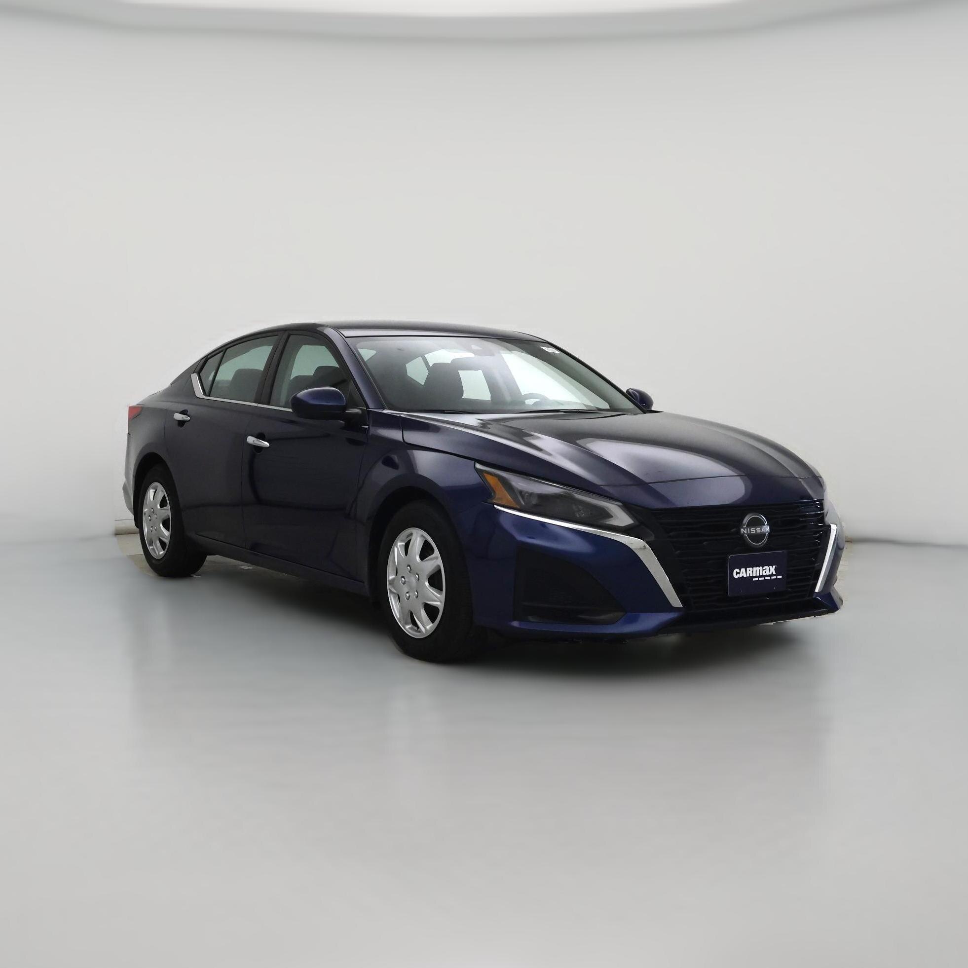 Thumbnail: 2023 Nissan Altima - 1