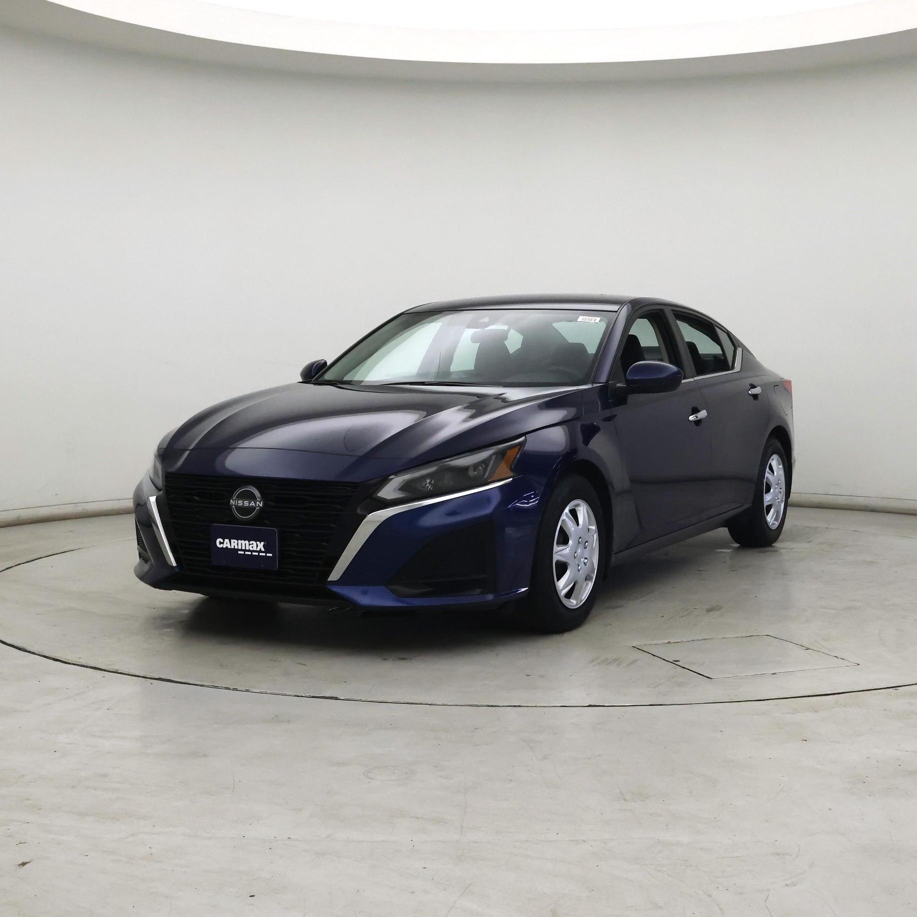 Thumbnail: 2023 Nissan Altima - 4