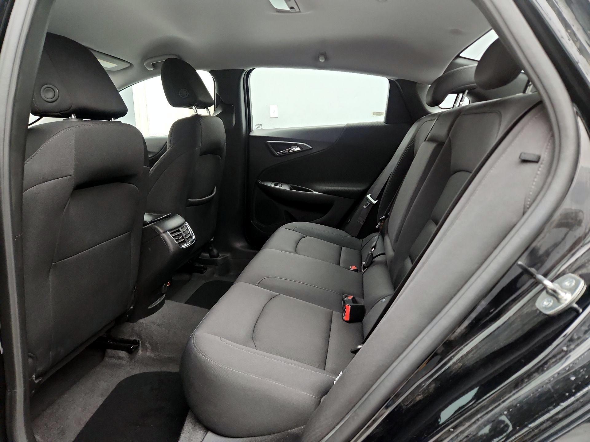 Thumbnail: 2024 Chevrolet Malibu - 19