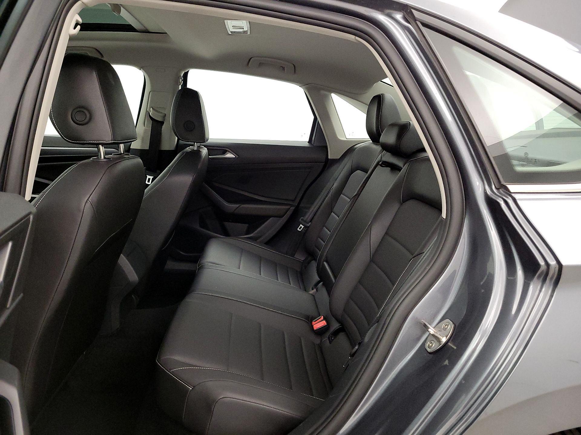 Thumbnail: 2024 Volkswagen Jetta - 20