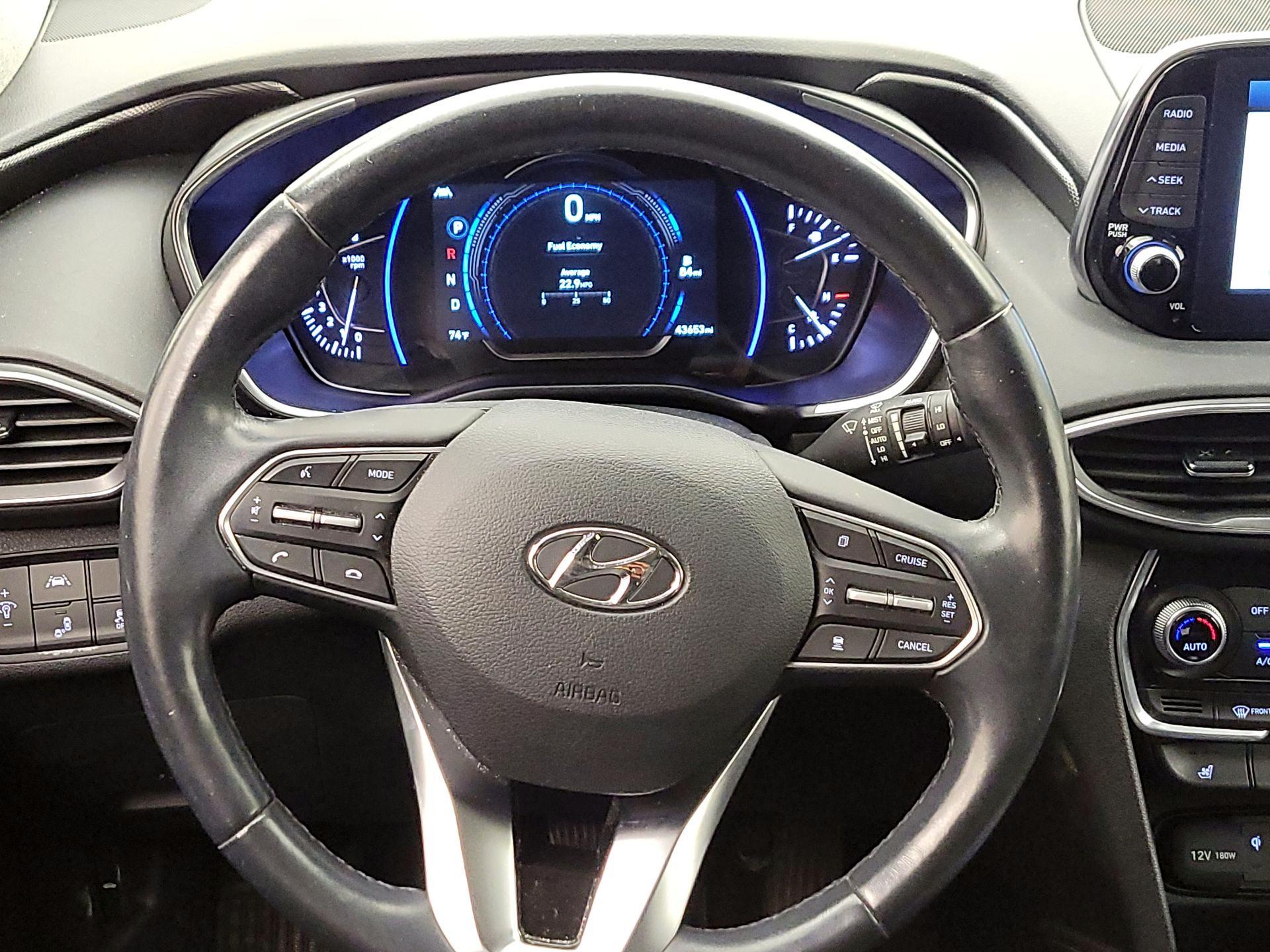 Thumbnail: 2020 Hyundai Santa Fe - 10