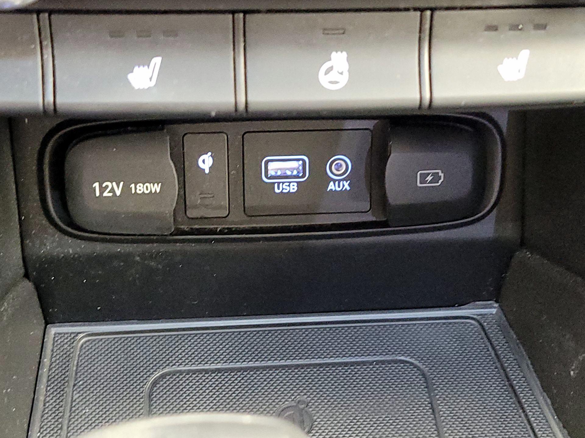 Thumbnail: 2020 Hyundai Santa Fe - 18