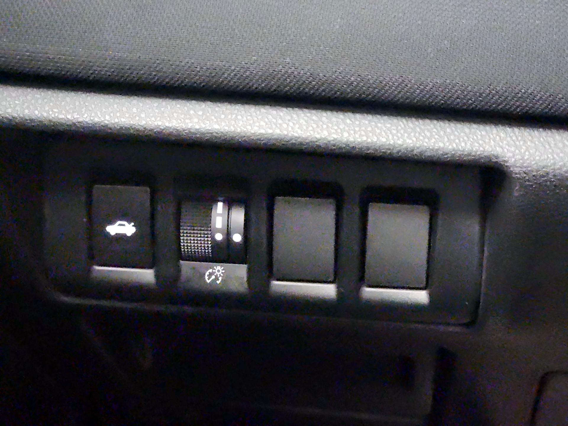 Thumbnail: 2022 Subaru Legacy - 13