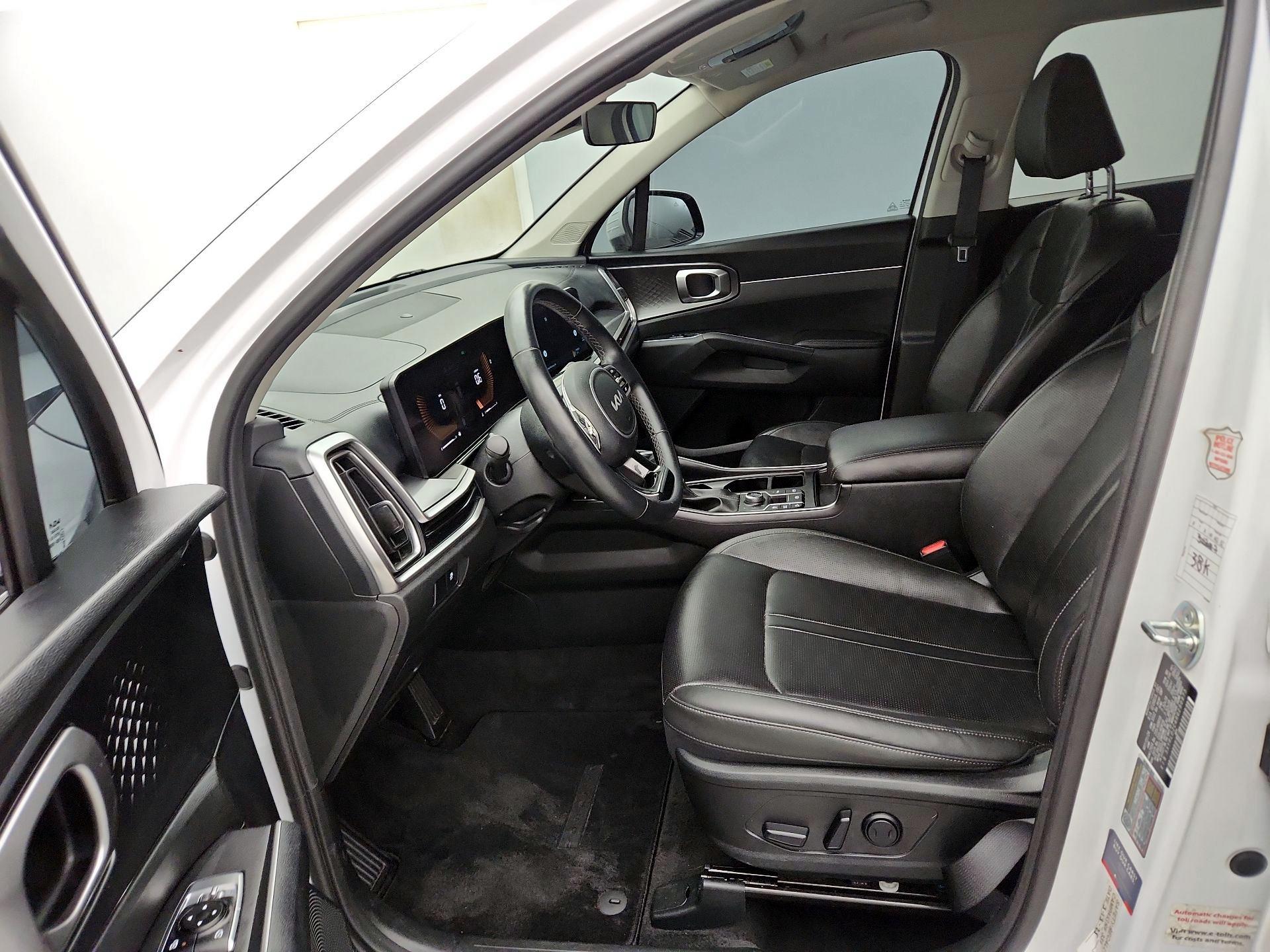 Thumbnail: 2024 Kia Sorento - 11