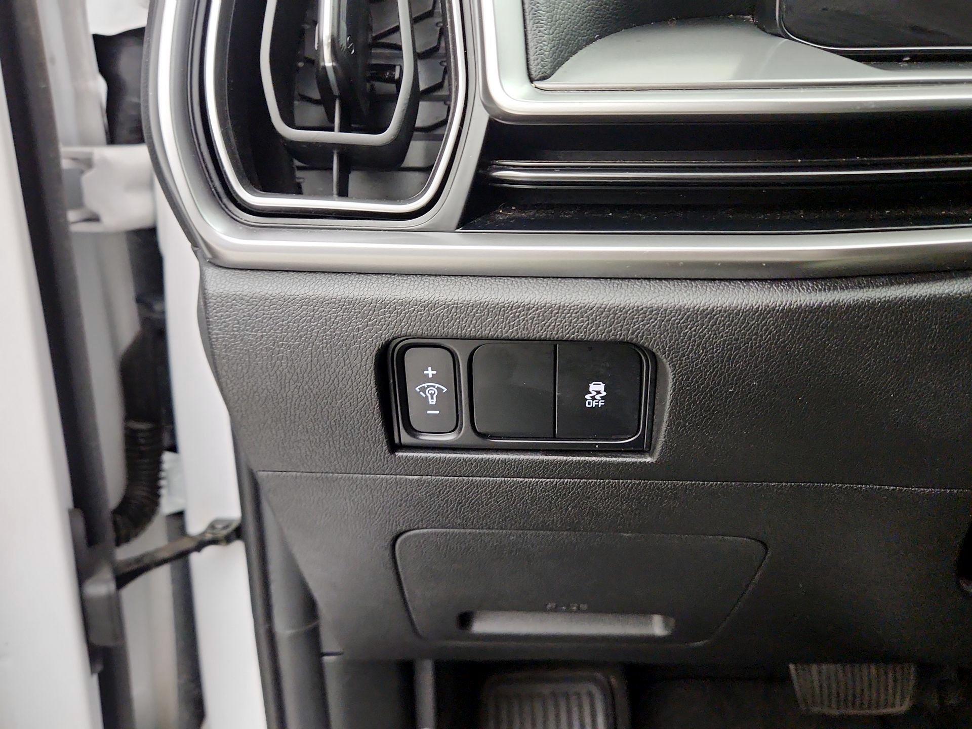 Thumbnail: 2024 Kia Sorento - 13