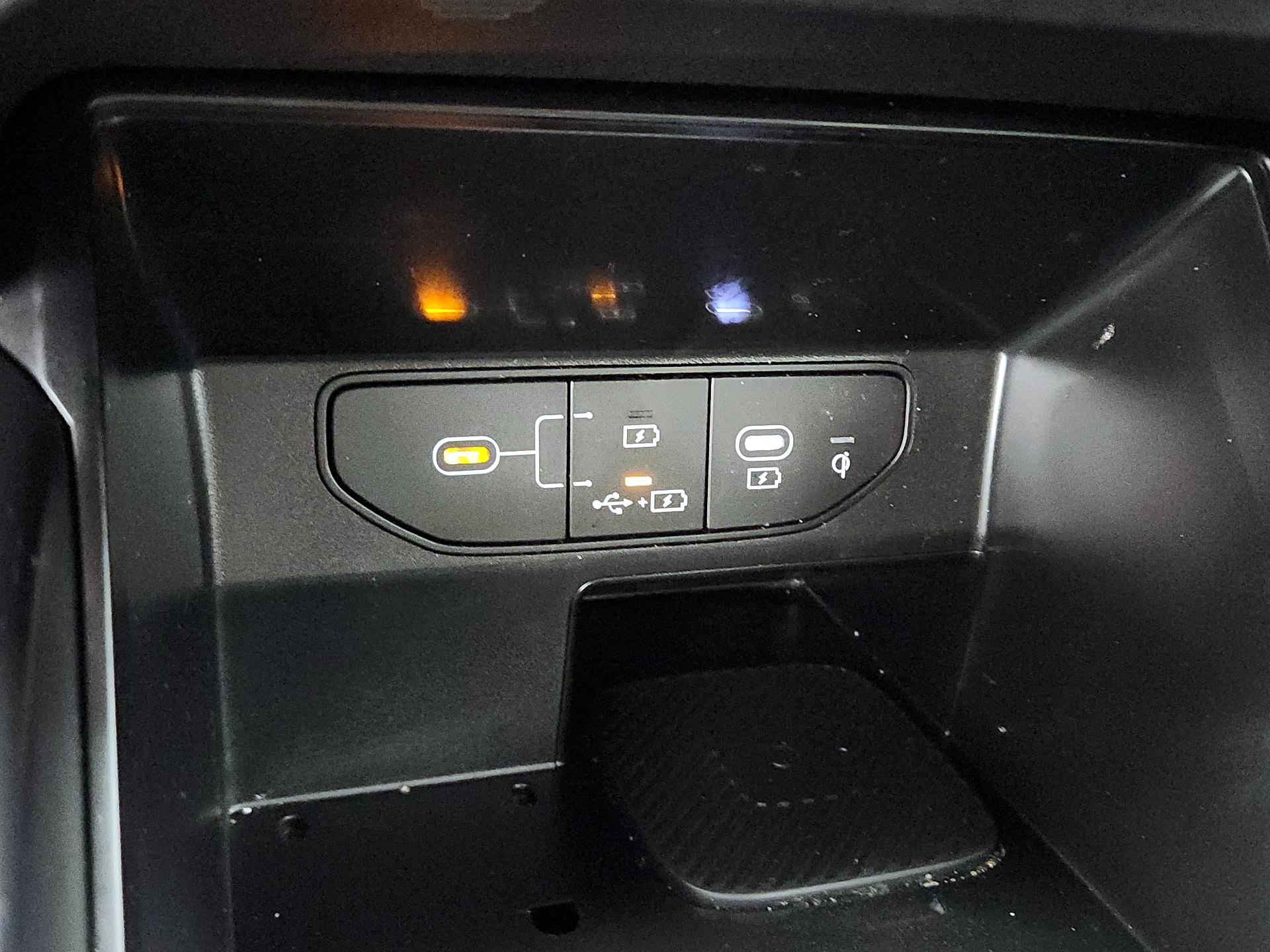 Thumbnail: 2024 Kia Sorento - 19