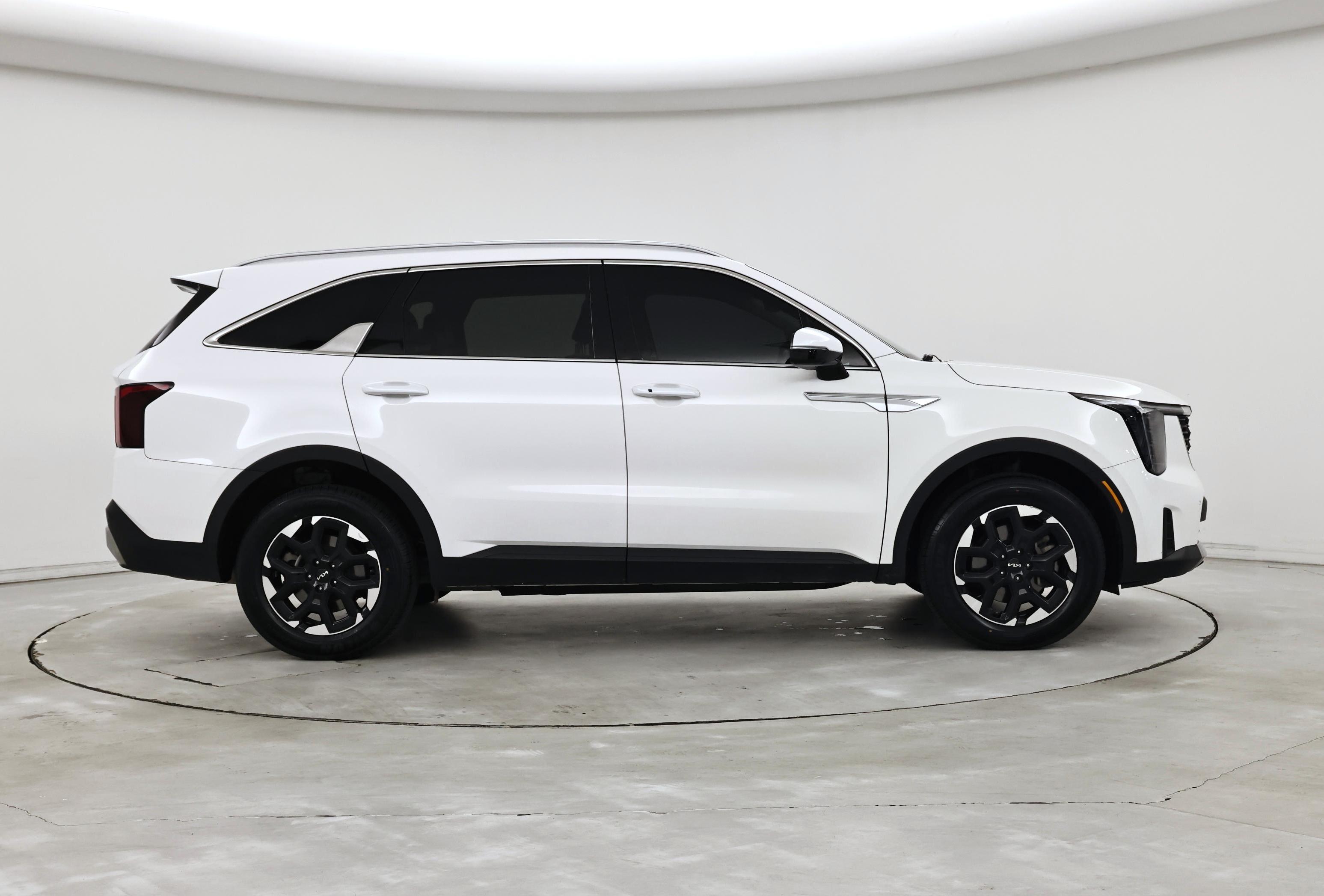 Thumbnail: 2024 Kia Sorento - 7