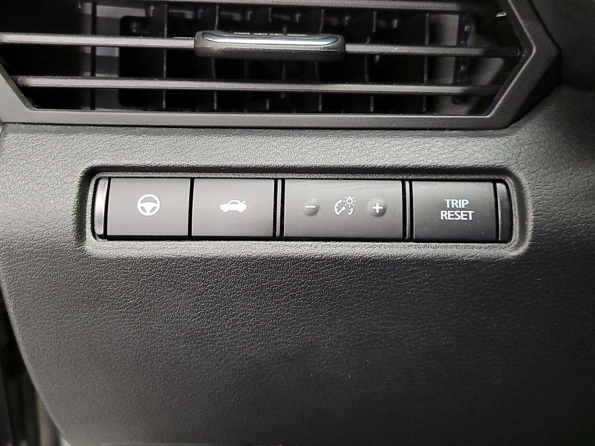 Thumbnail: 2022 Nissan Altima - 13