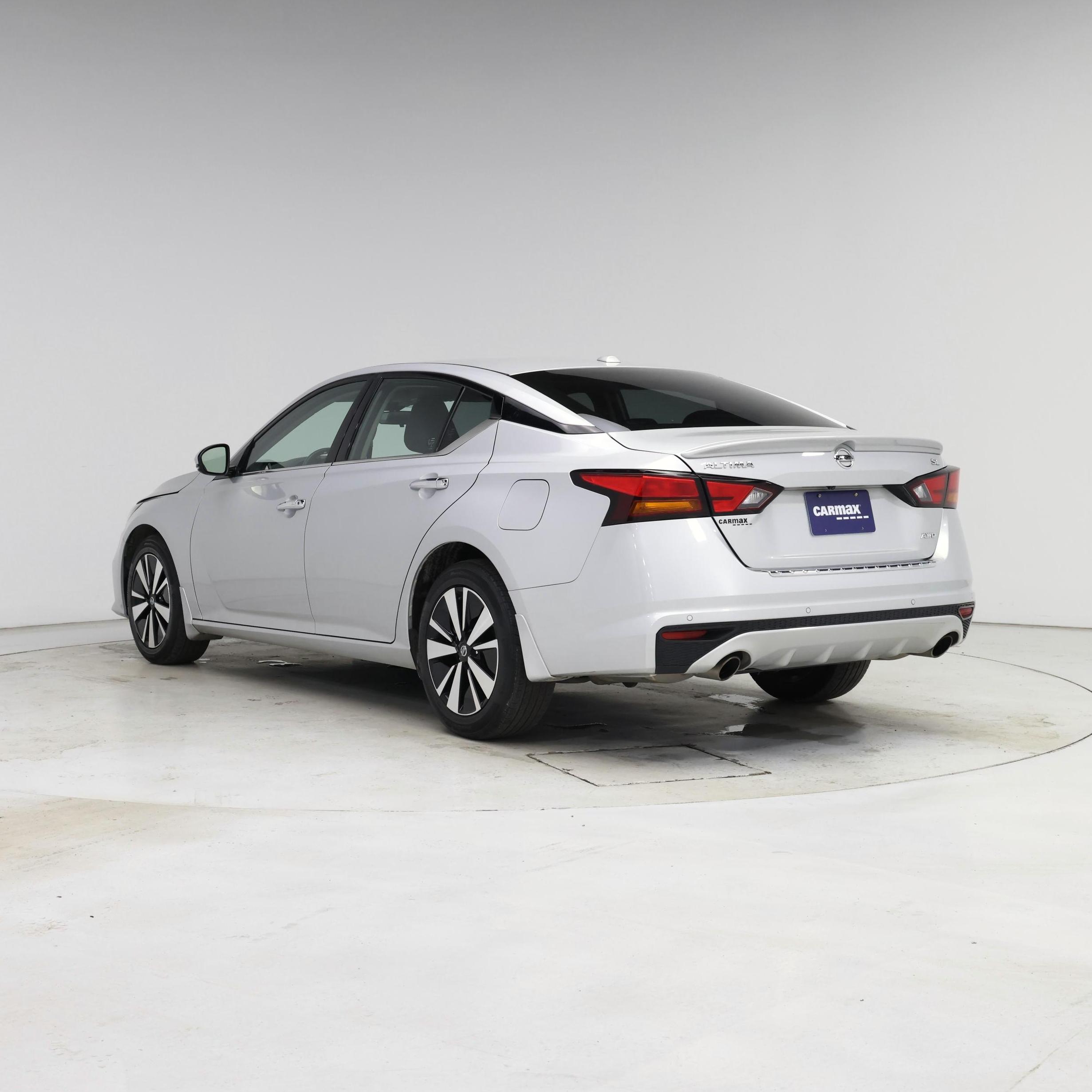 Thumbnail: 2022 Nissan Altima - 2