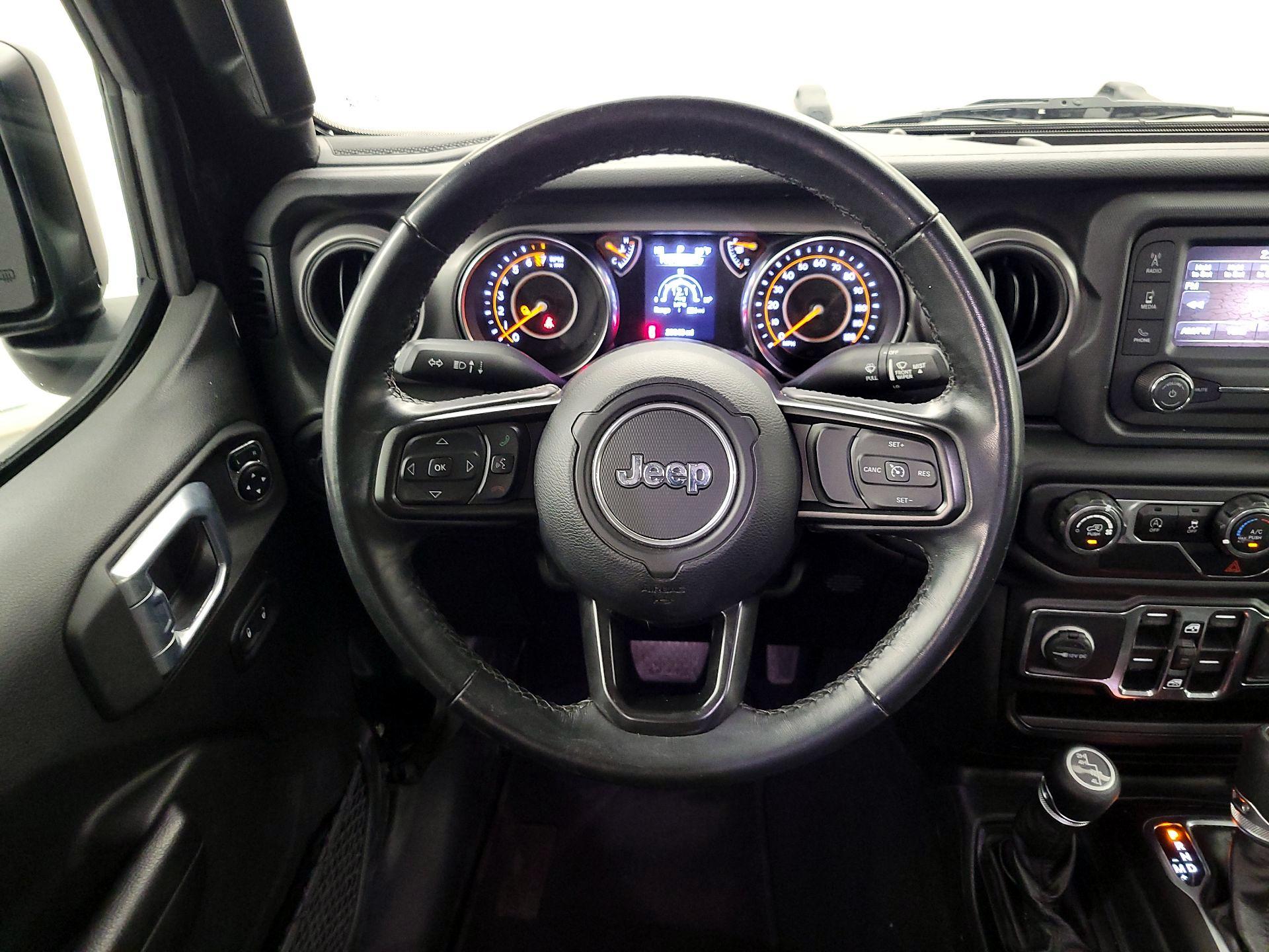 Thumbnail: 2021 Jeep Gladiator - 10