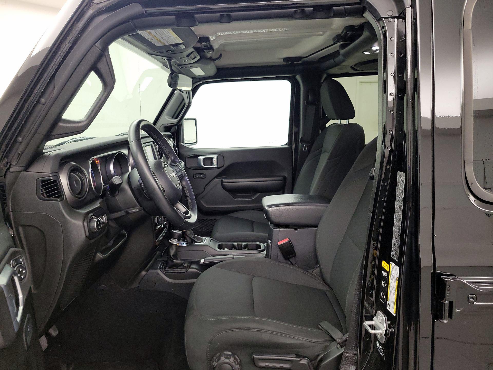 Thumbnail: 2021 Jeep Gladiator - 11