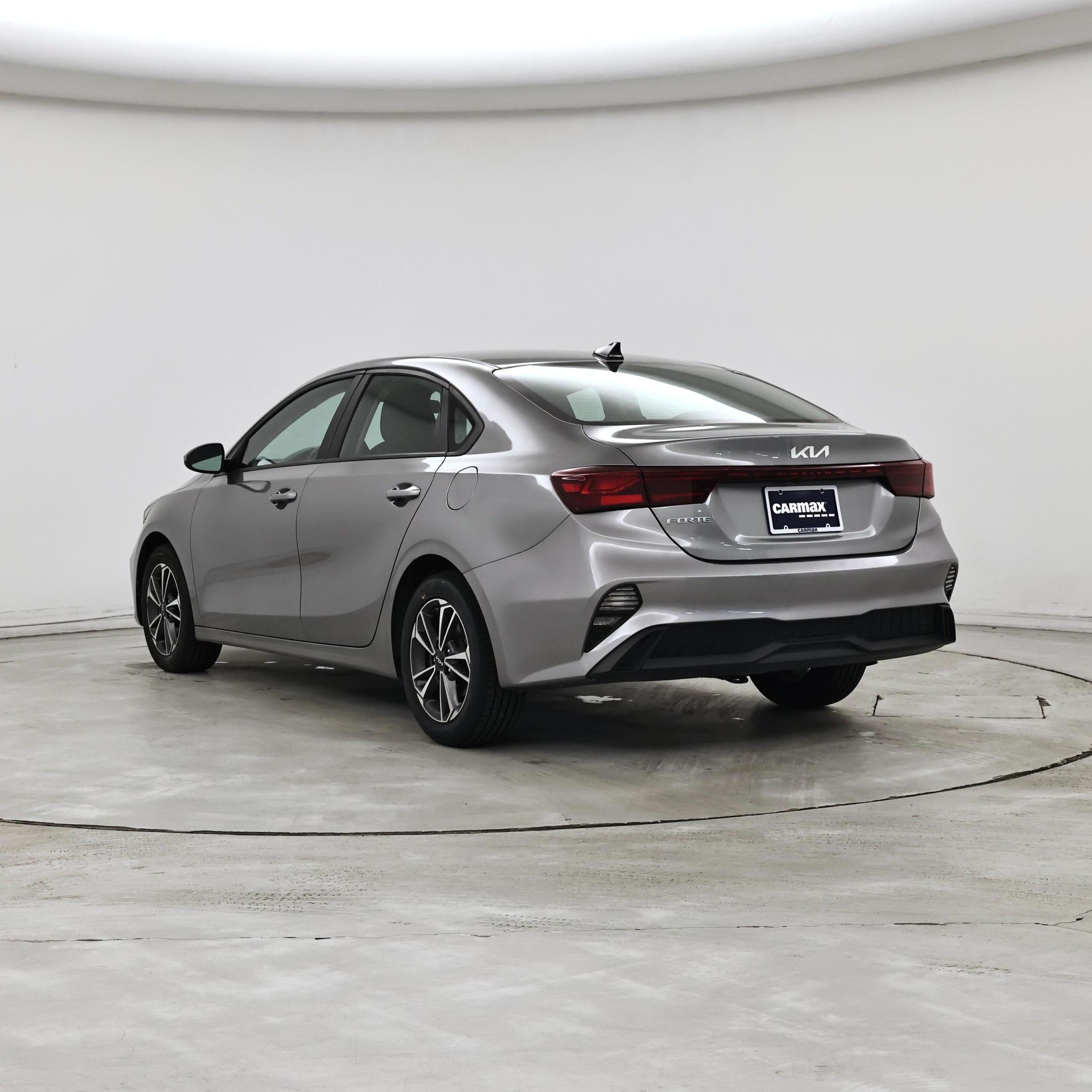 Thumbnail: 2024 Kia Forte - 2