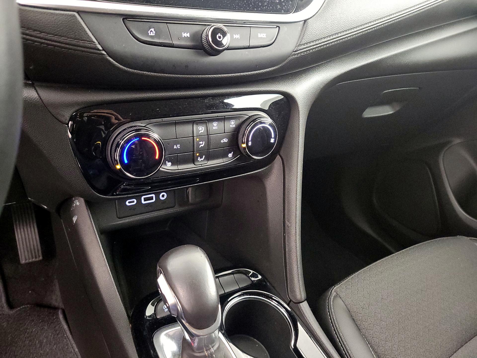 Thumbnail: 2021 Buick Encore GX - 16