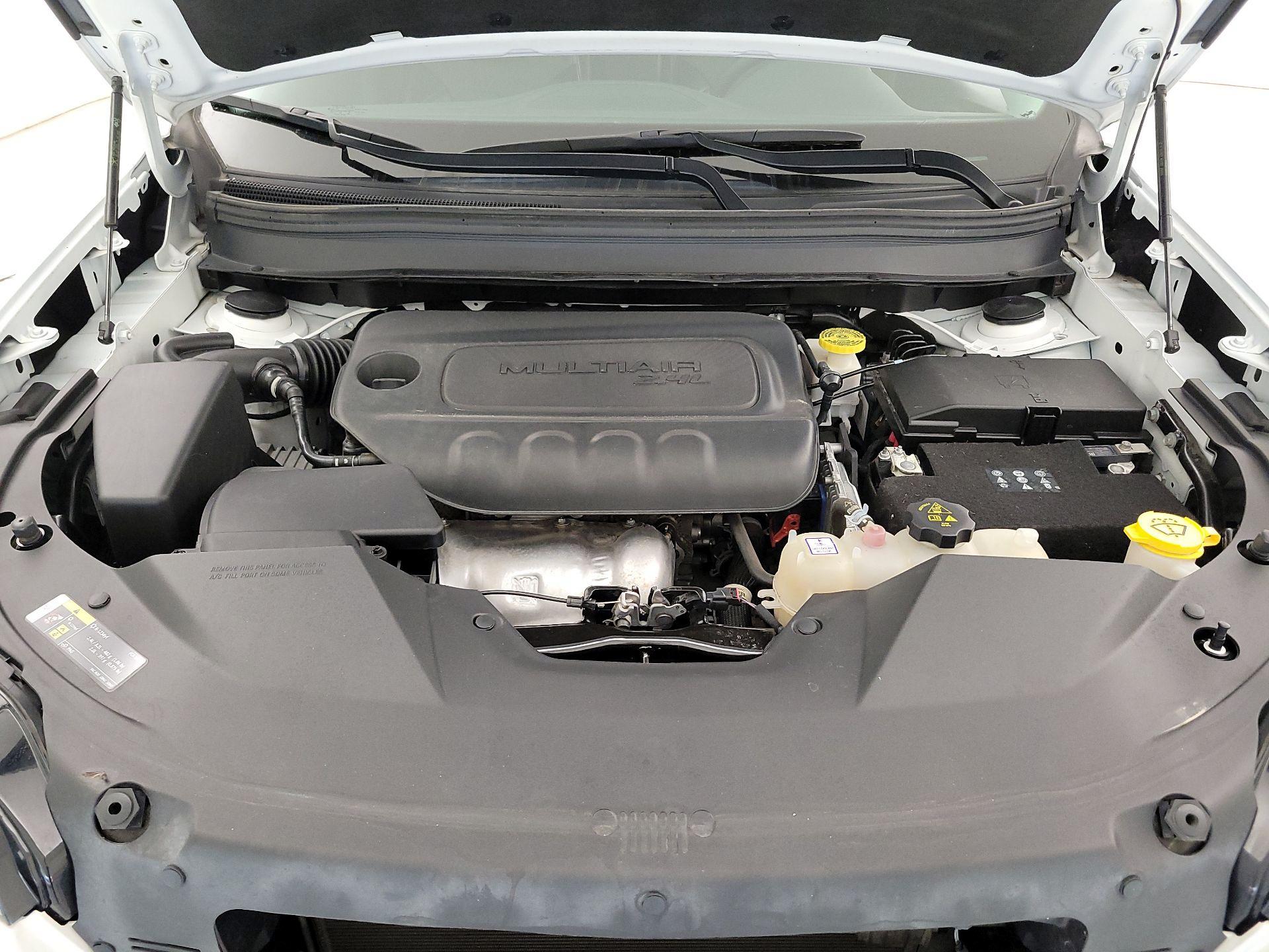 Thumbnail: 2021 Jeep Cherokee - 20