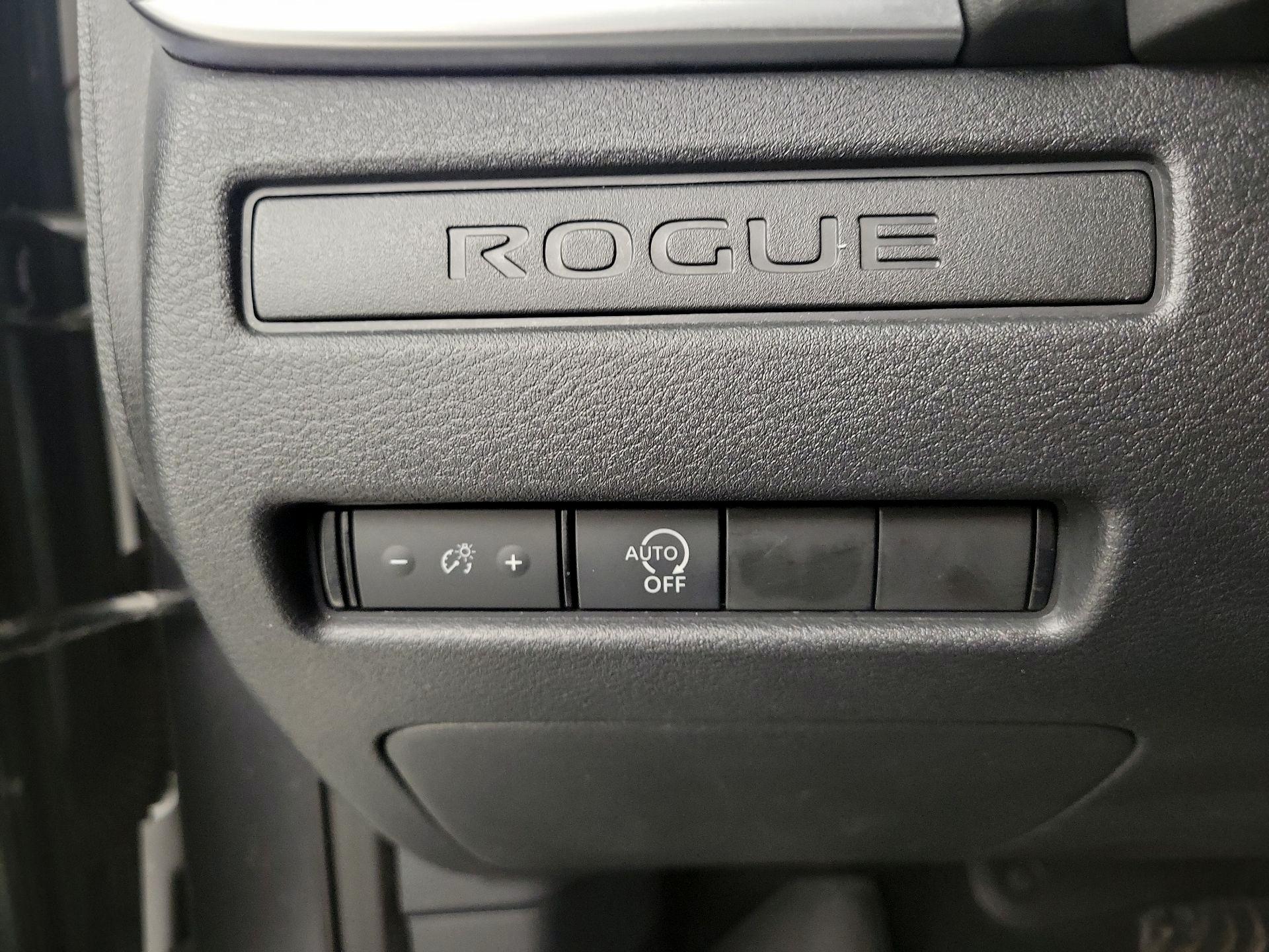 Thumbnail: 2023 Nissan Rogue - 13