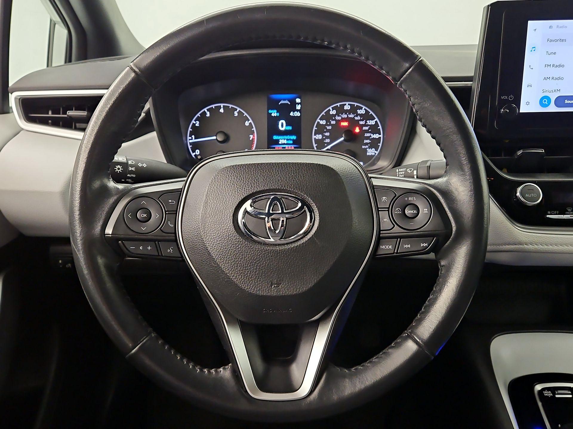 Thumbnail: 2023 Toyota Corolla - 10