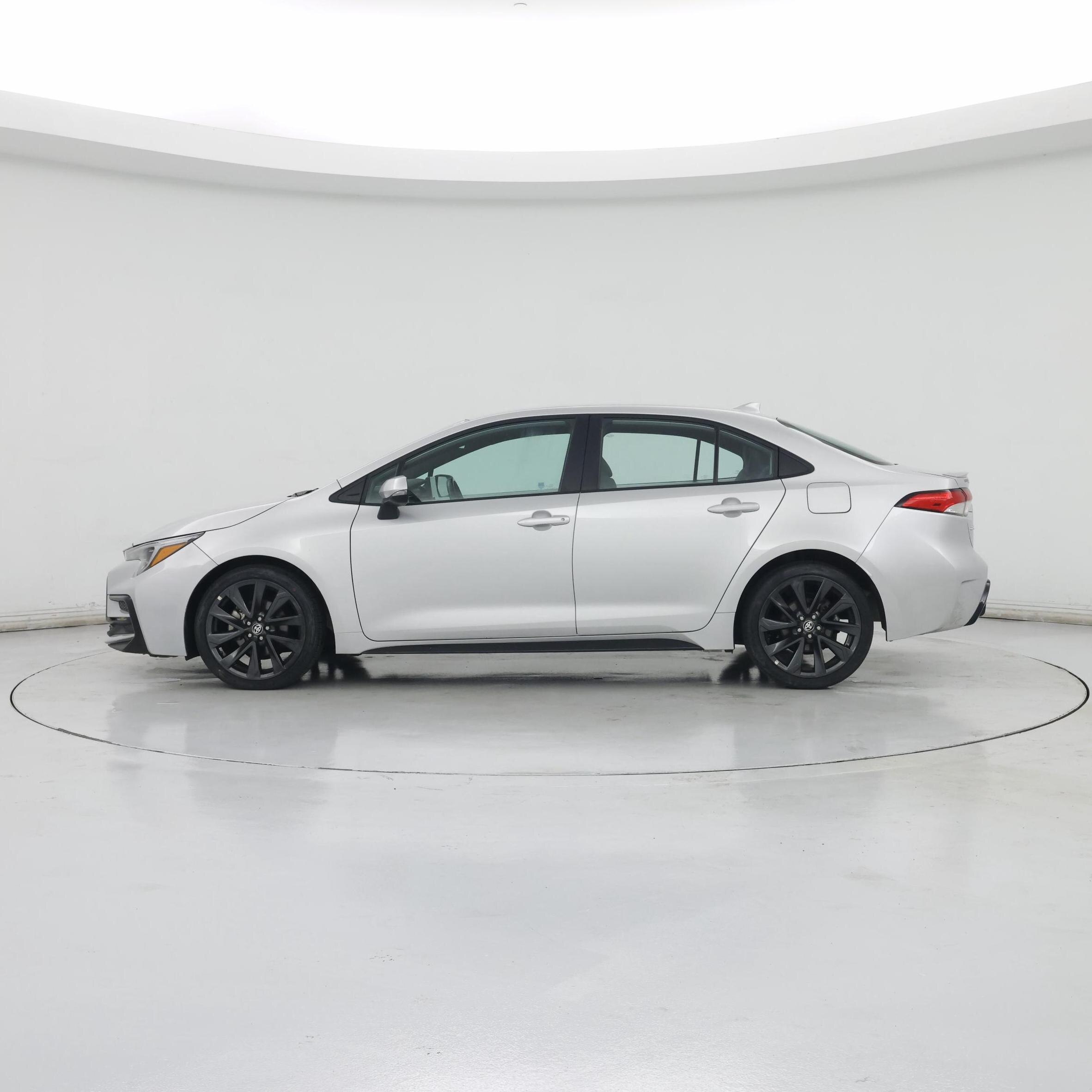 Thumbnail: 2023 Toyota Corolla - 3