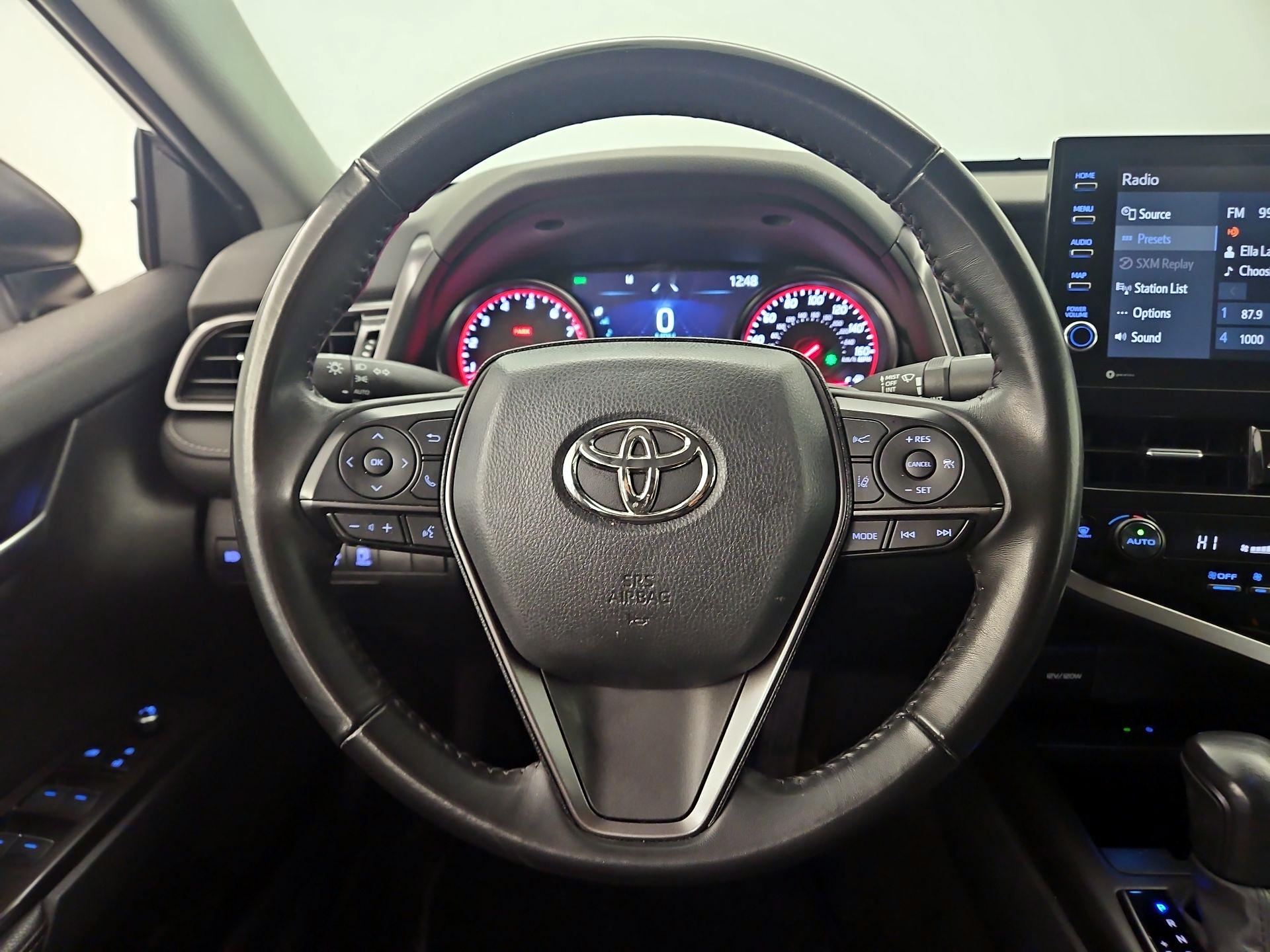 Thumbnail: 2023 Toyota Camry - 10