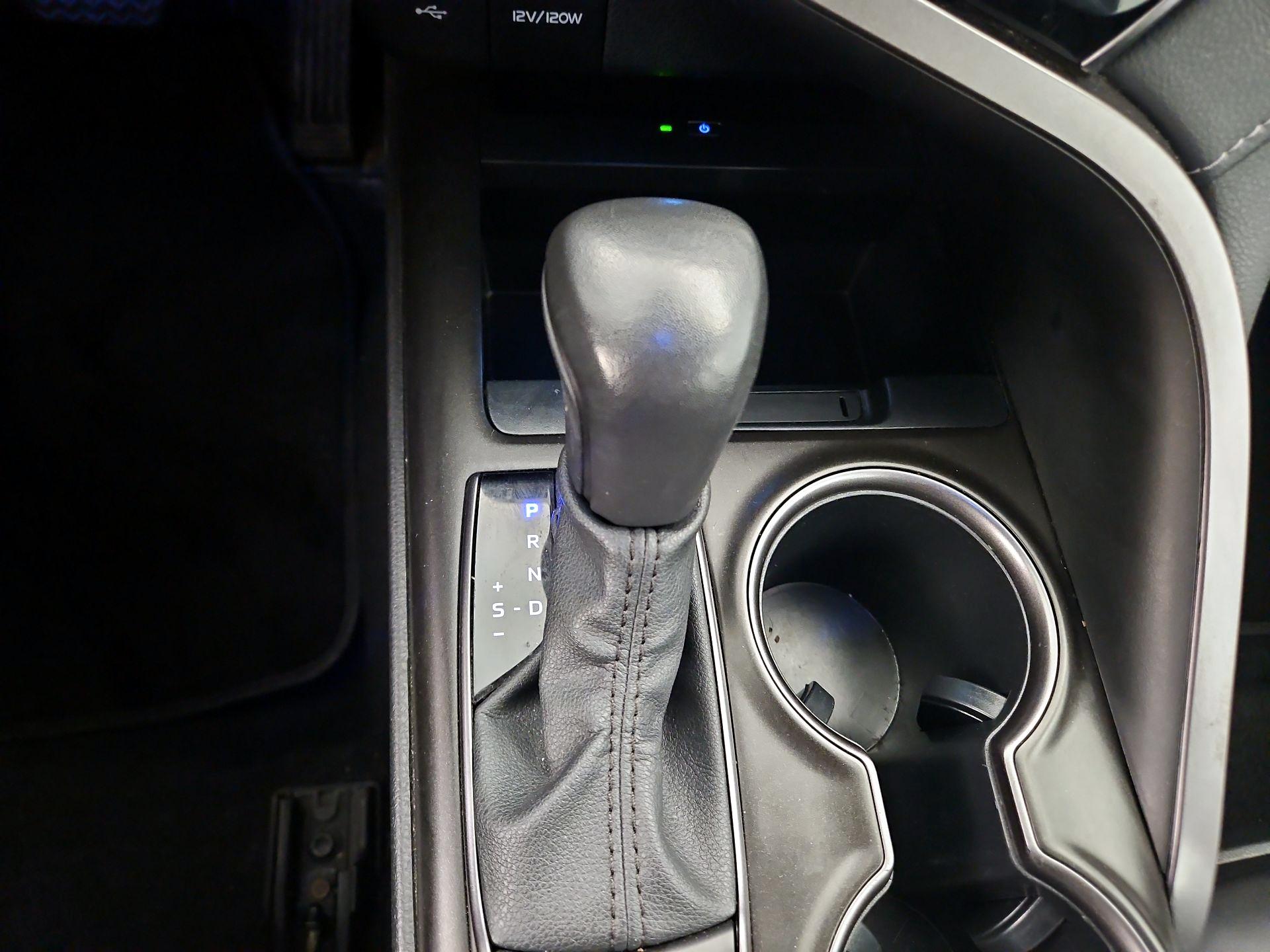 Thumbnail: 2023 Toyota Camry - 17