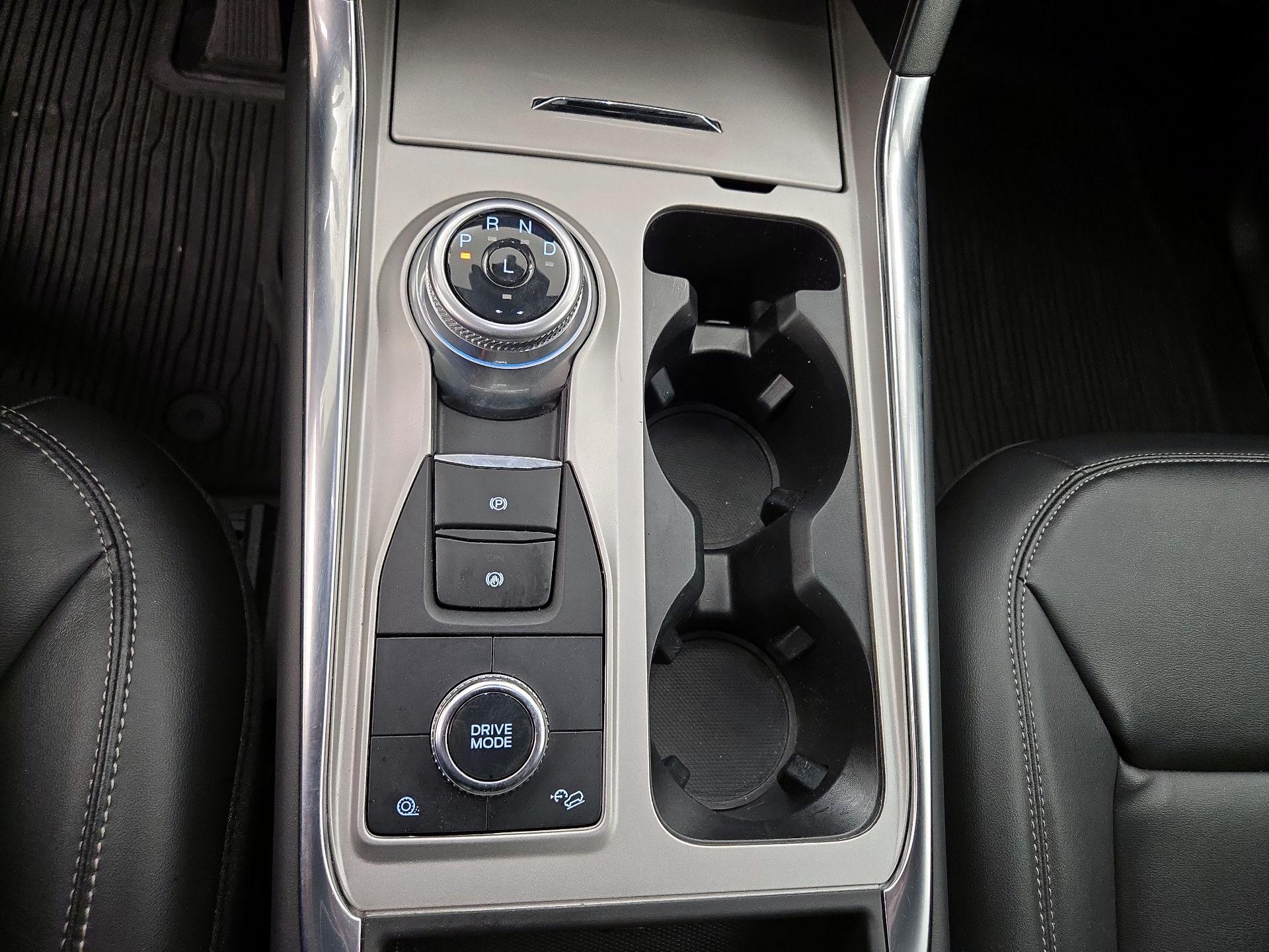 Thumbnail: 2023 Ford Explorer - 18