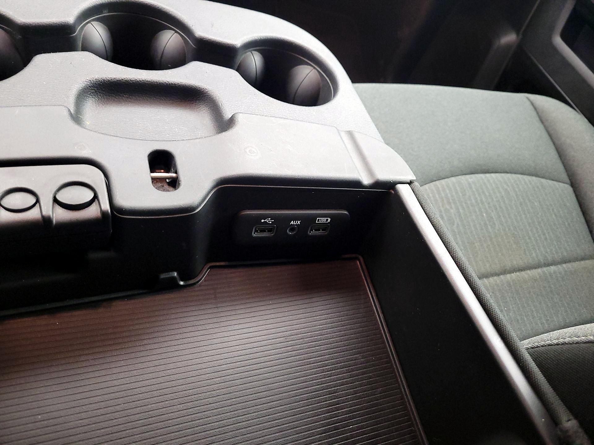 Thumbnail: 2021 RAM 1500 Classic - 19