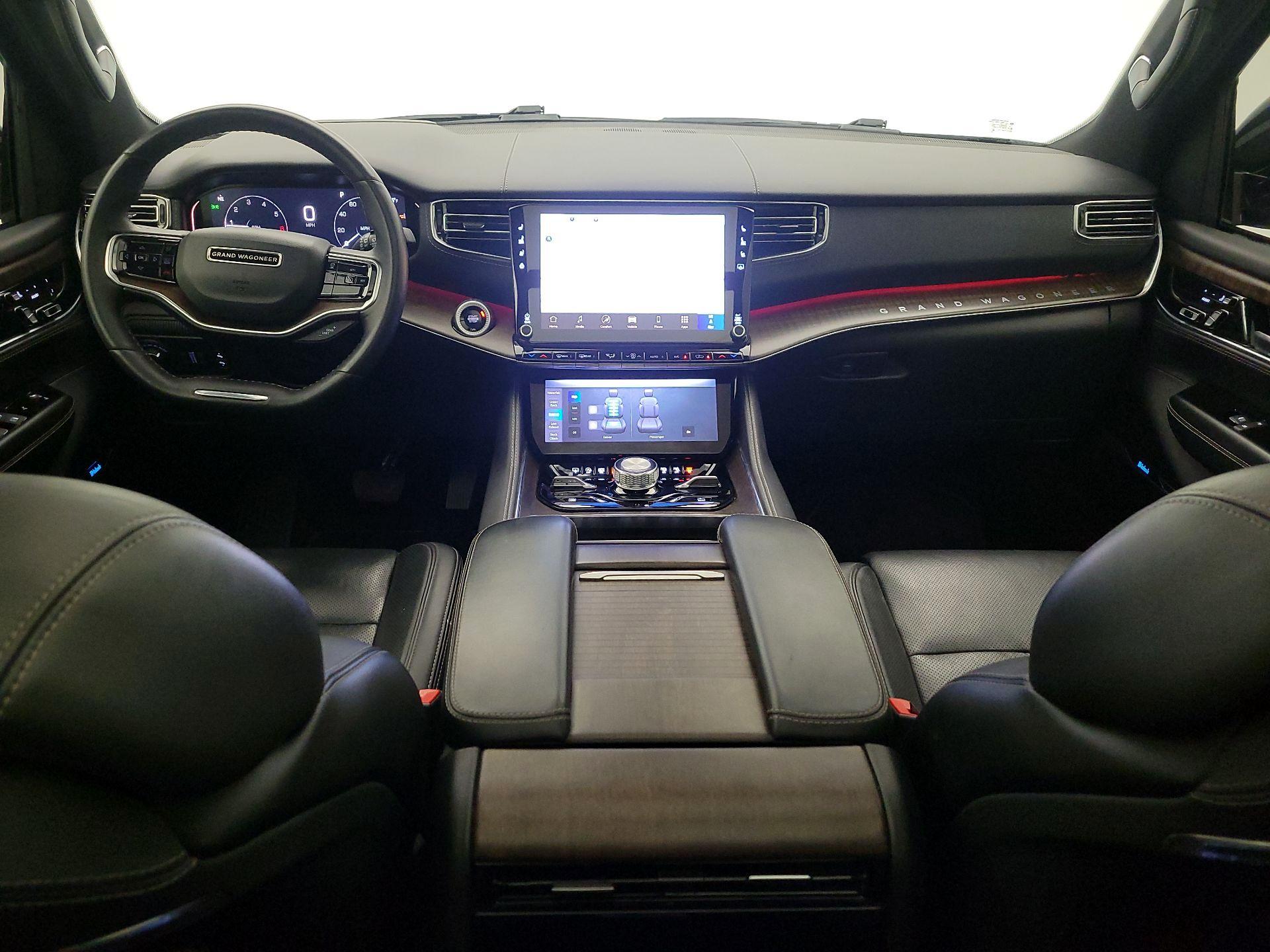 Thumbnail: 2024 Jeep Grand Wagoneer L - 9