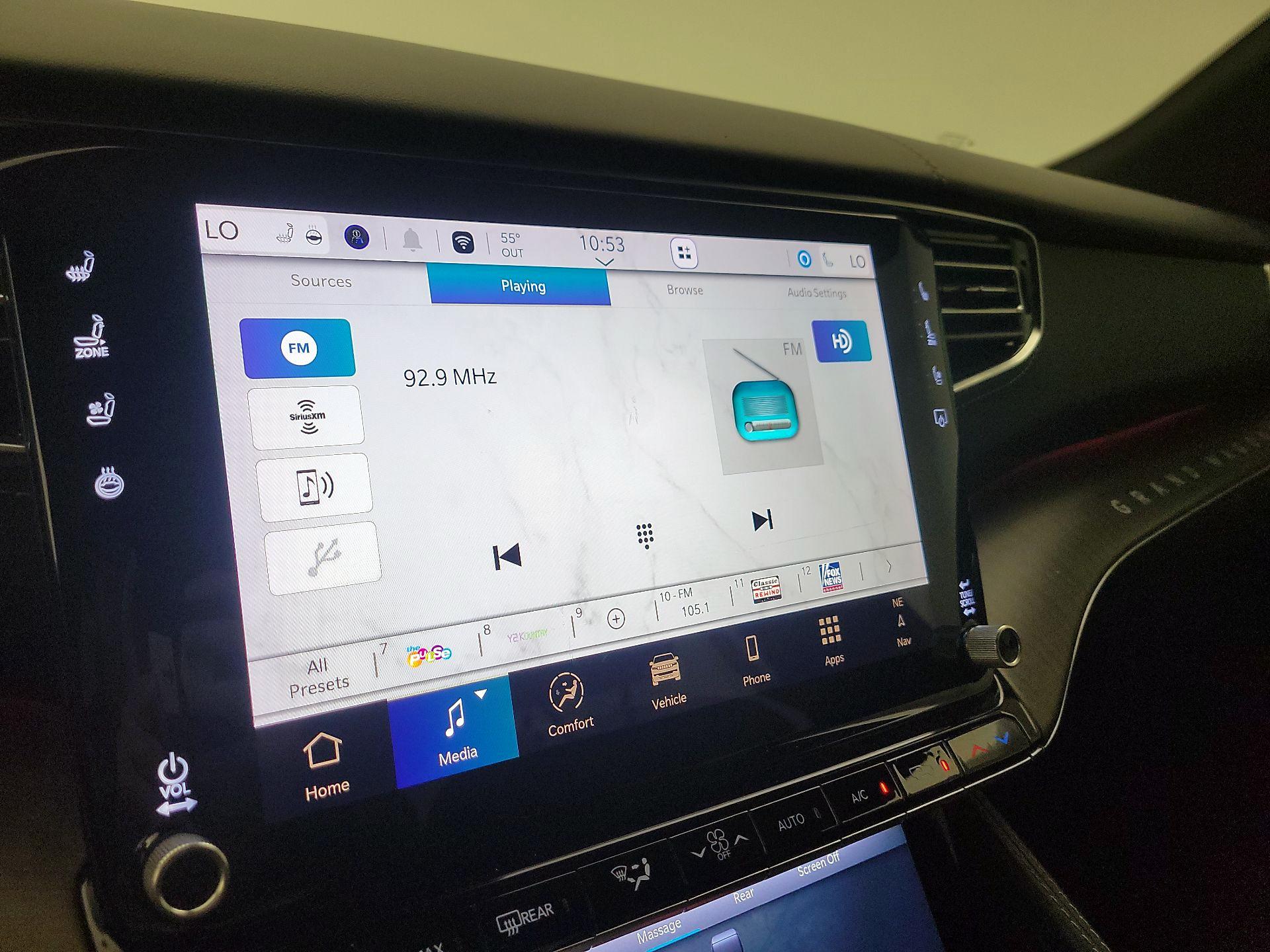 Thumbnail: 2024 Jeep Grand Wagoneer L - 16