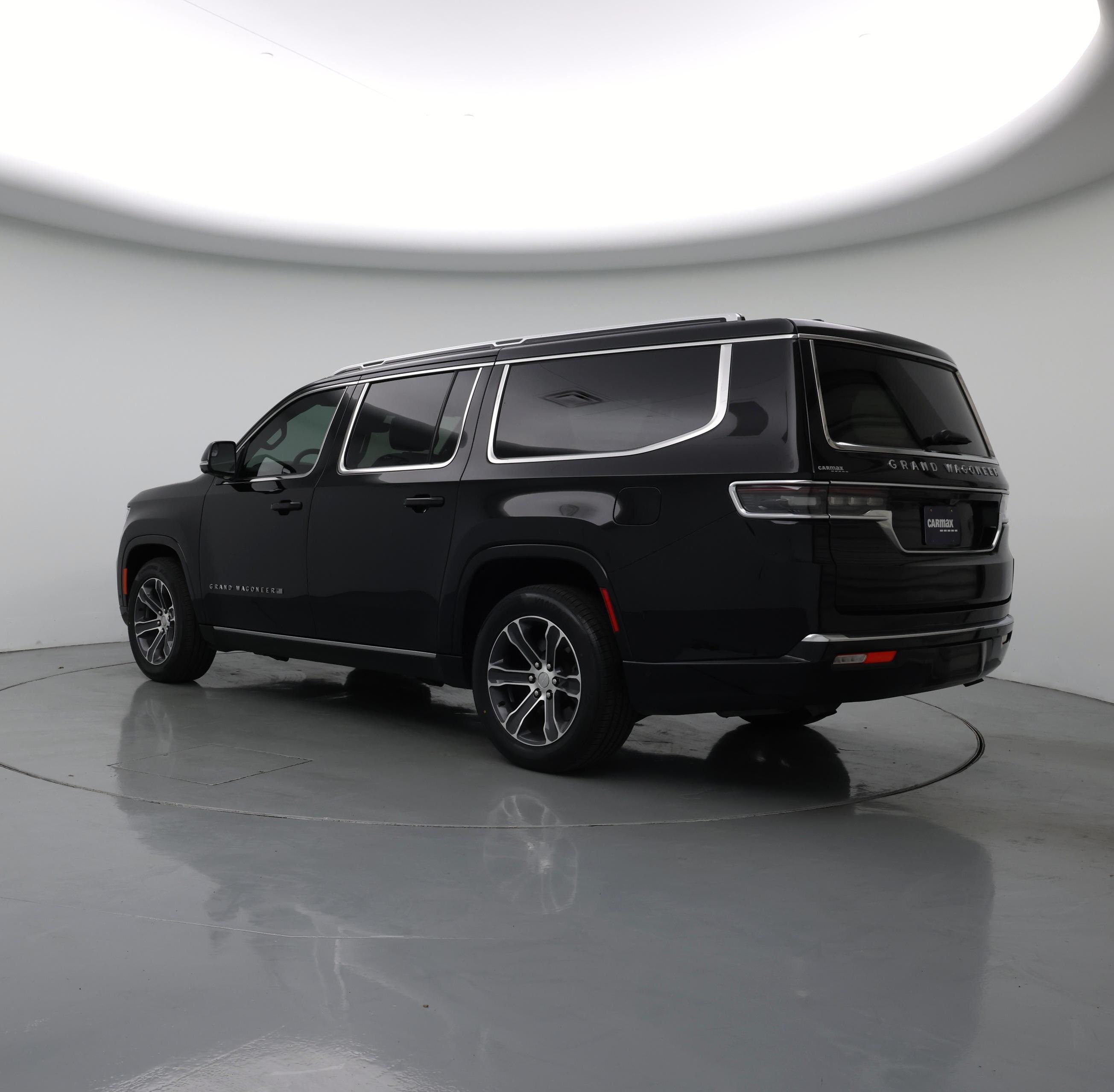 Thumbnail: 2024 Jeep Grand Wagoneer L - 2