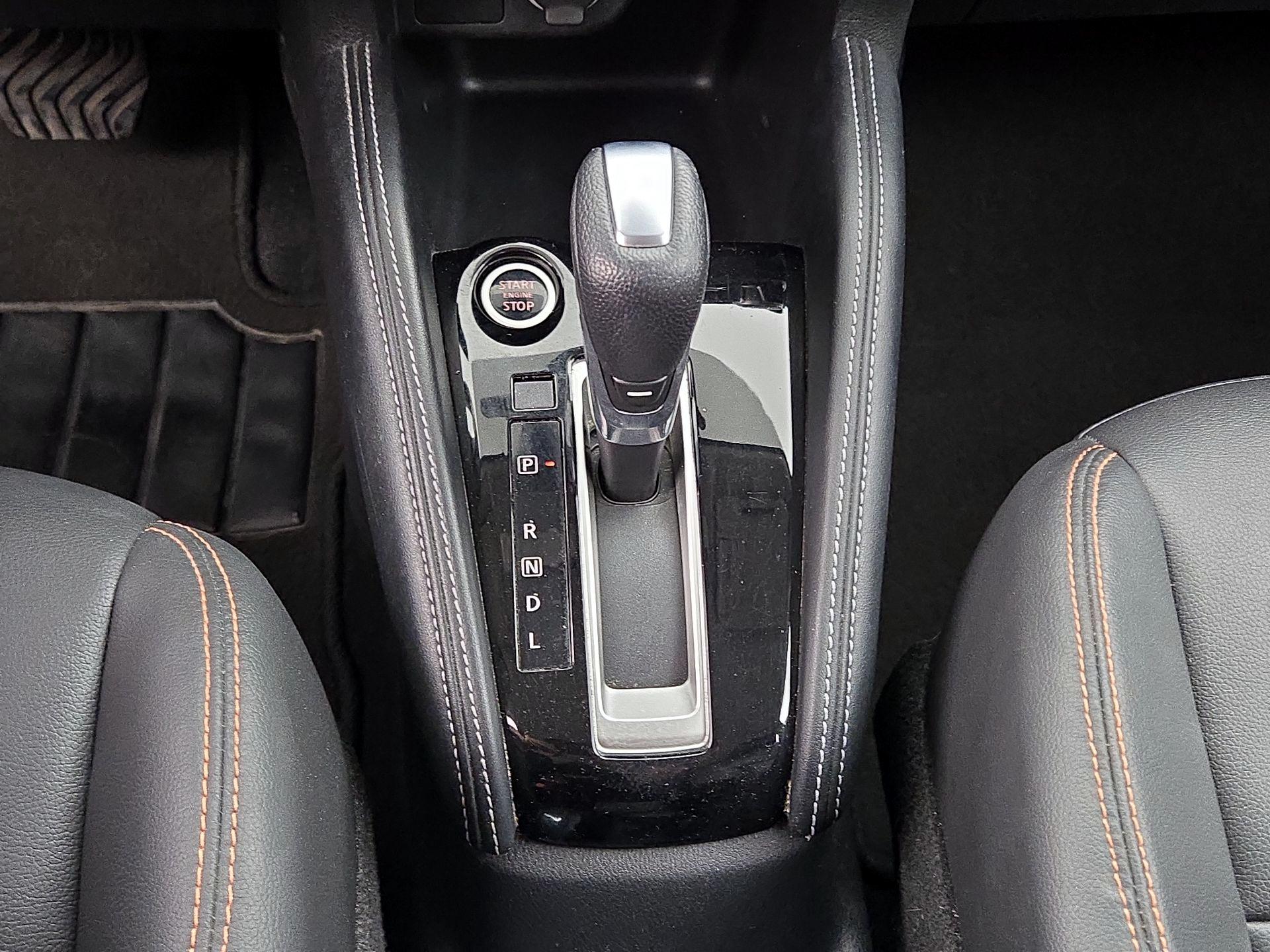 Thumbnail: 2020 Nissan Kicks - 16