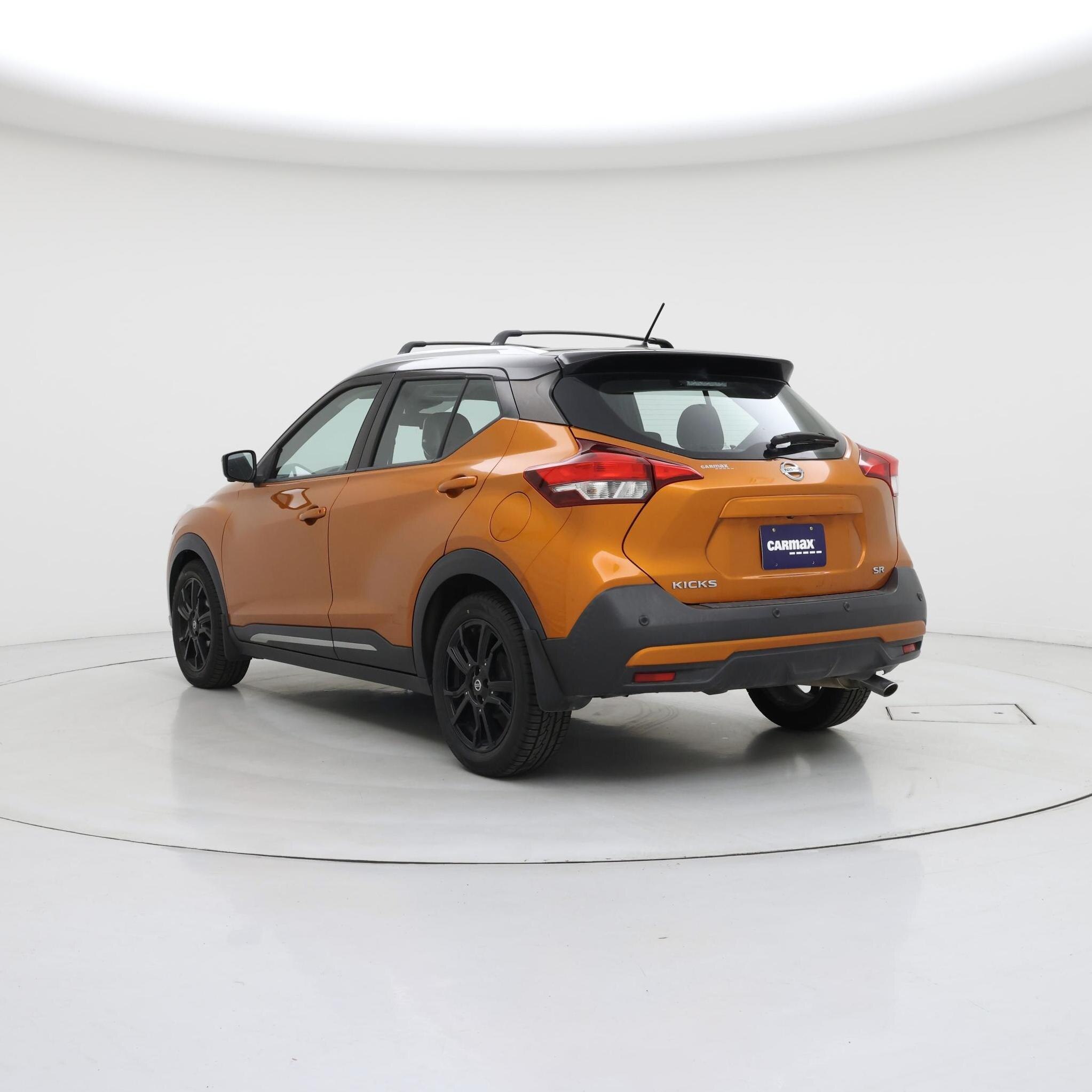 Thumbnail: 2020 Nissan Kicks - 2