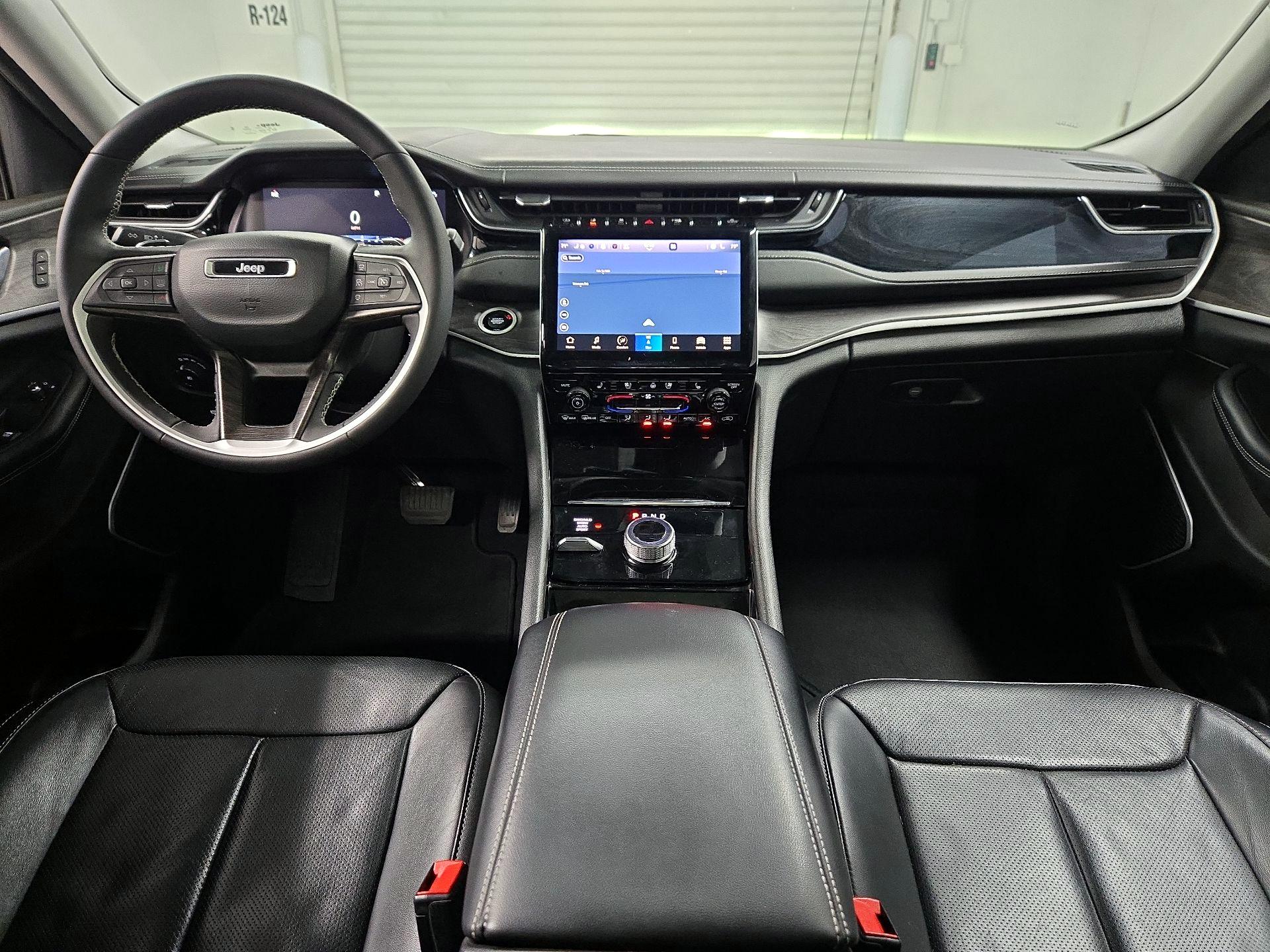 Thumbnail: 2023 Jeep Grand Cherokee - 9