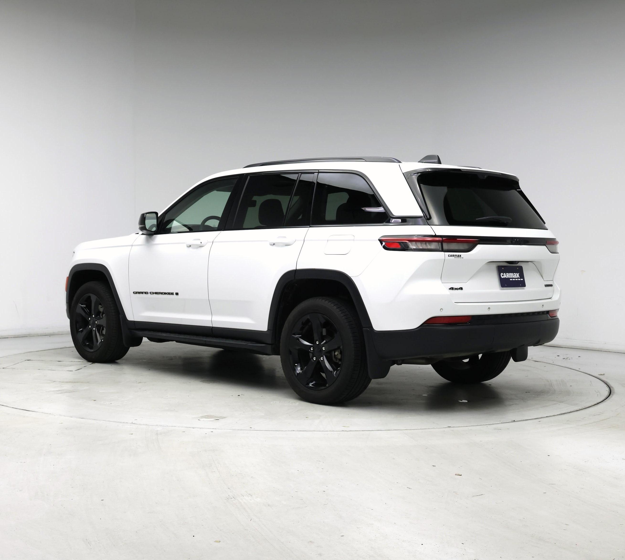 Thumbnail: 2023 Jeep Grand Cherokee - 2