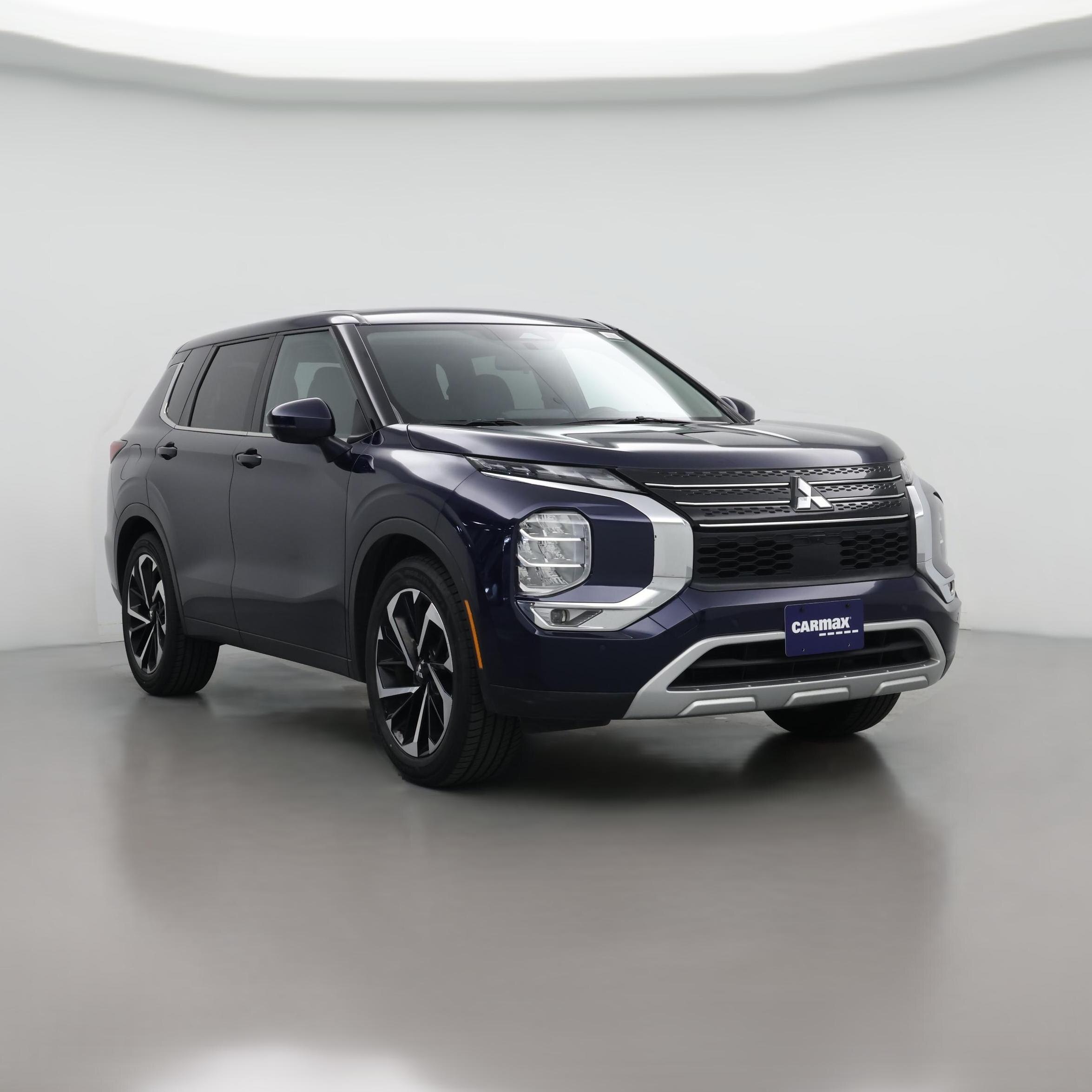 Thumbnail: 2024 Mitsubishi Outlander - 1