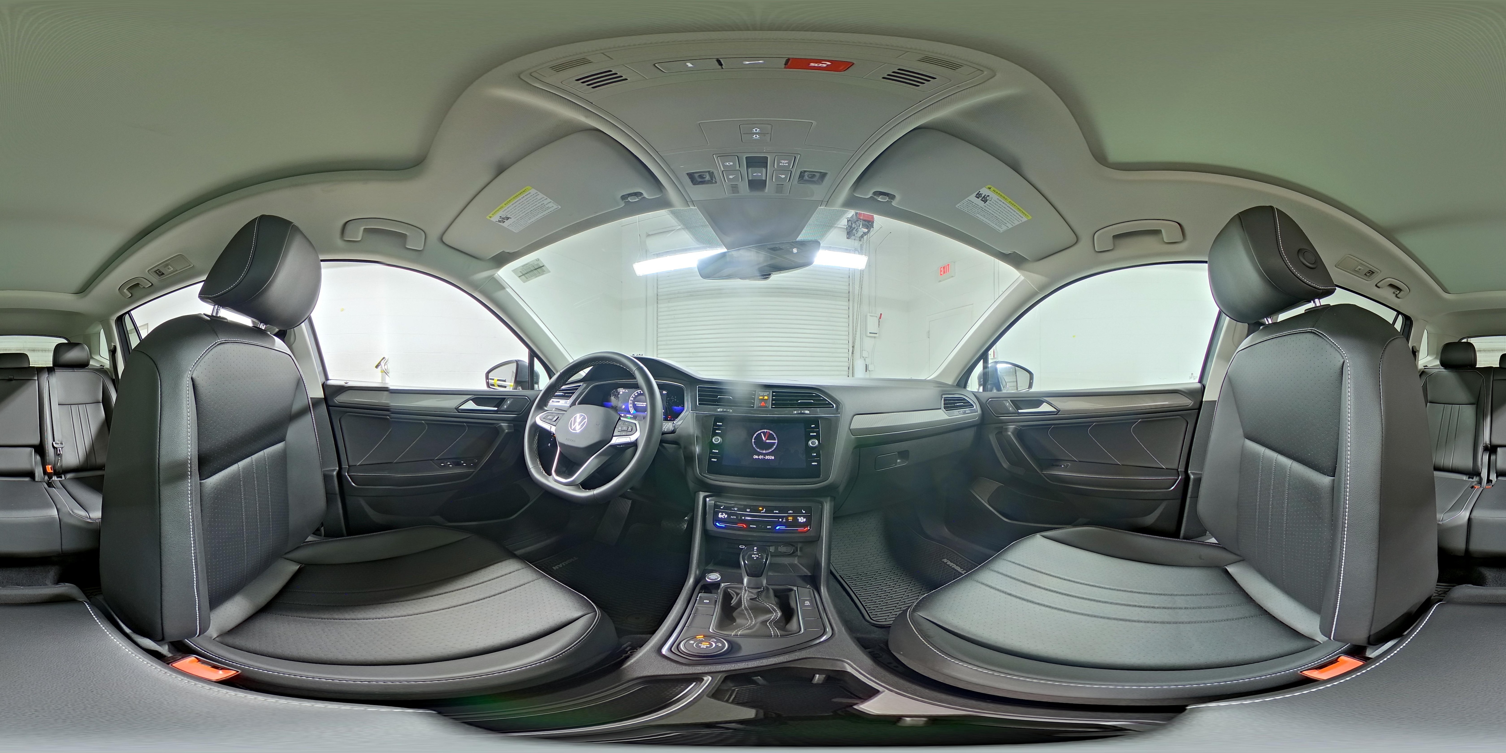 2022 Volkswagen Tiguan SE - Photo 26
