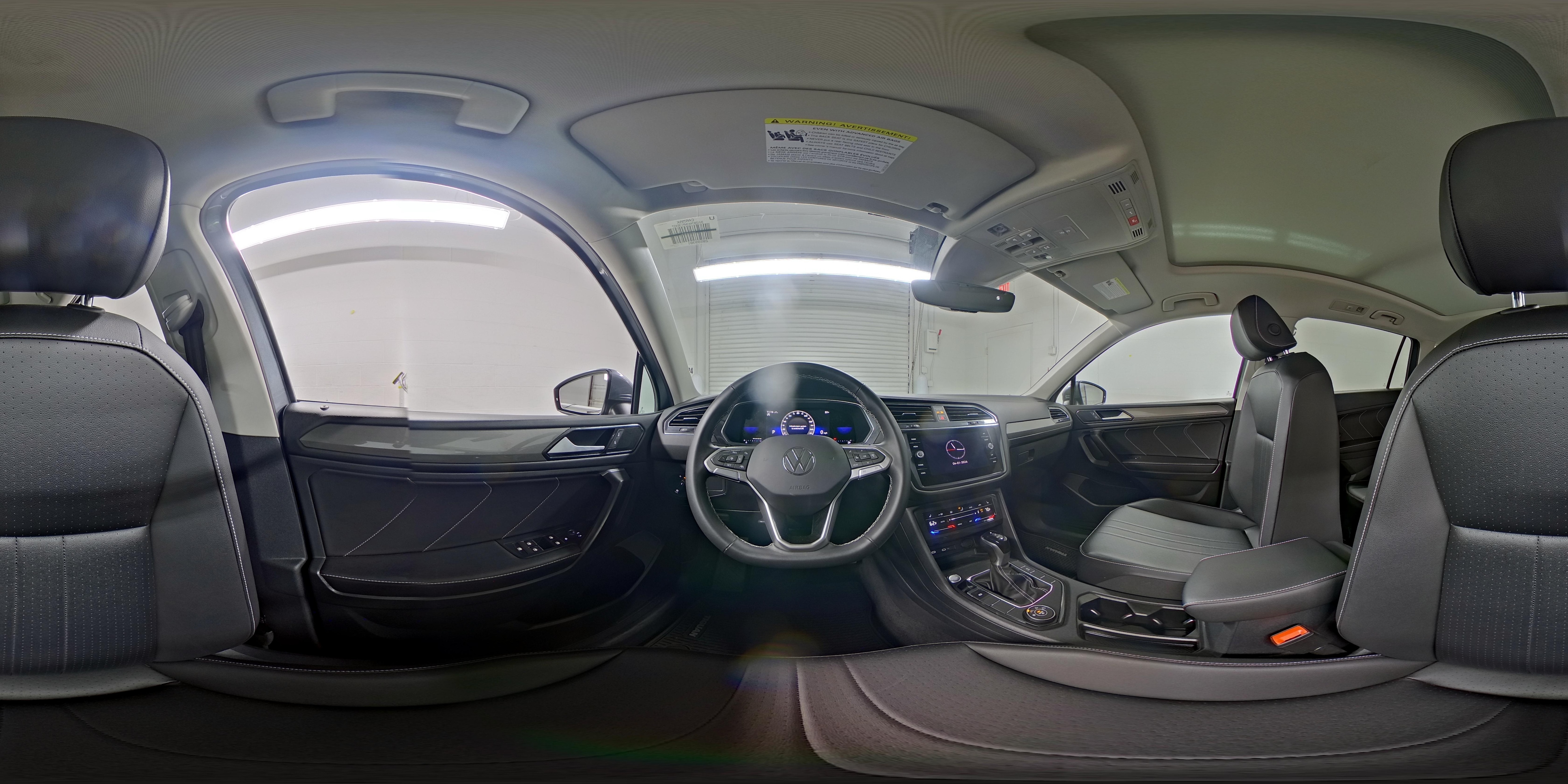 2022 Volkswagen Tiguan SE - Photo 28