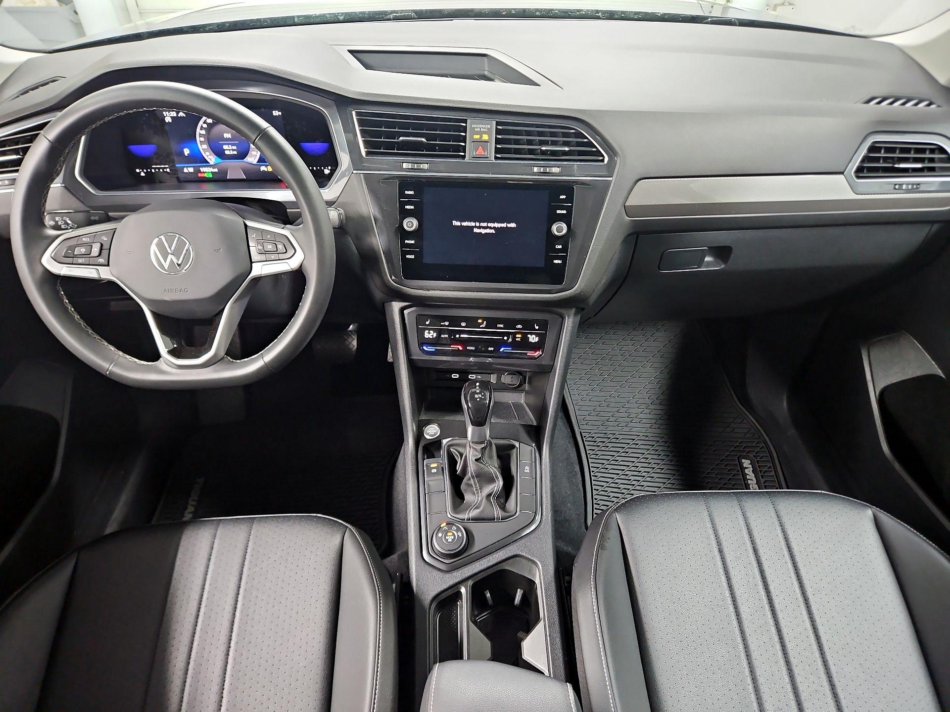 Thumbnail: 2022 Volkswagen Tiguan - 9