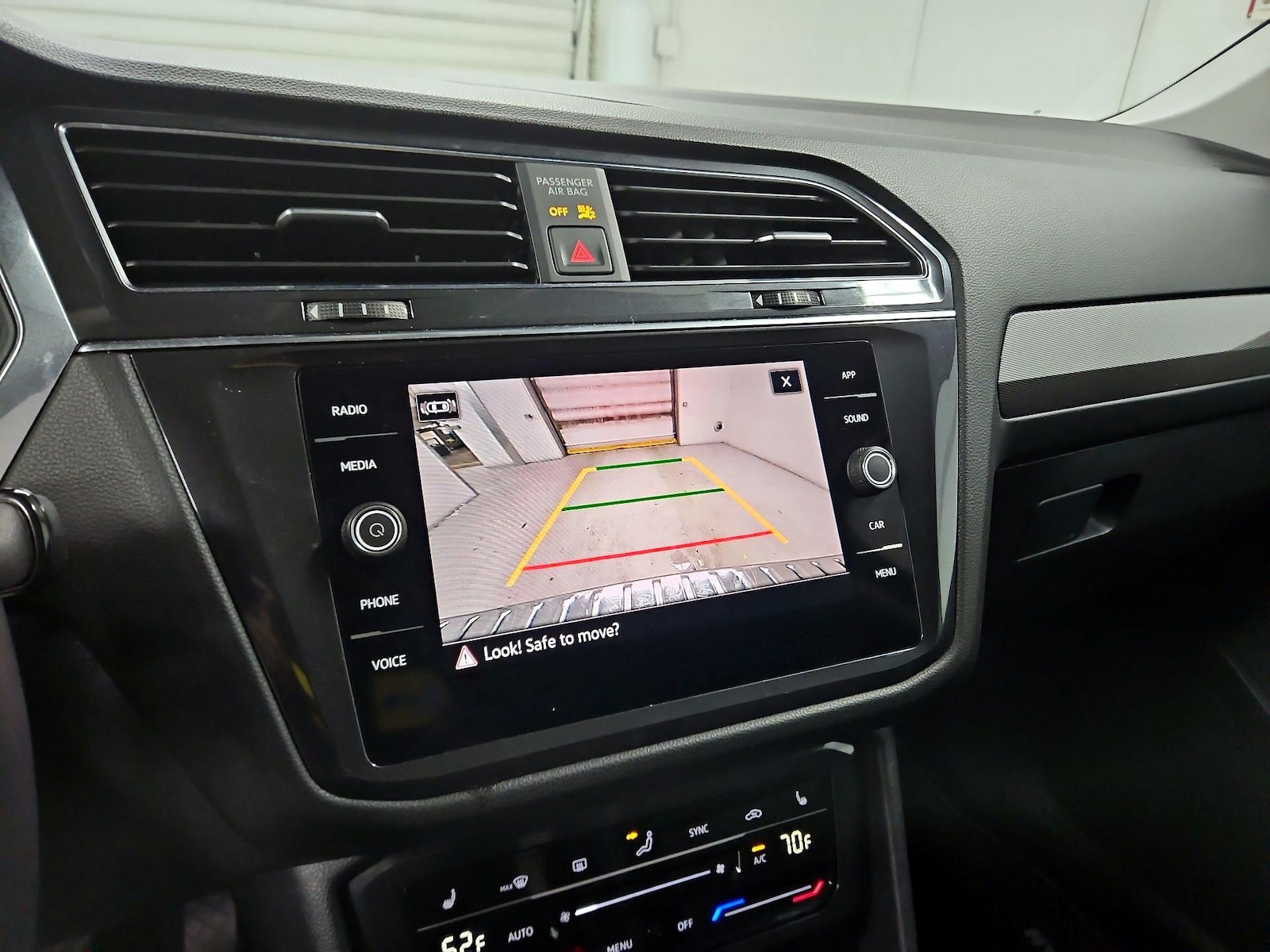 2022 Volkswagen Tiguan SE - Photo 15