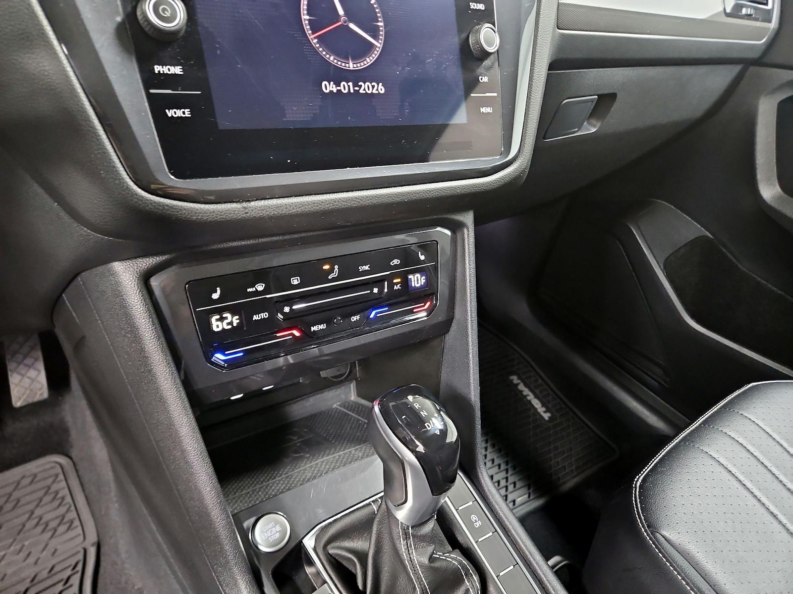 2022 Volkswagen Tiguan SE - Photo 17