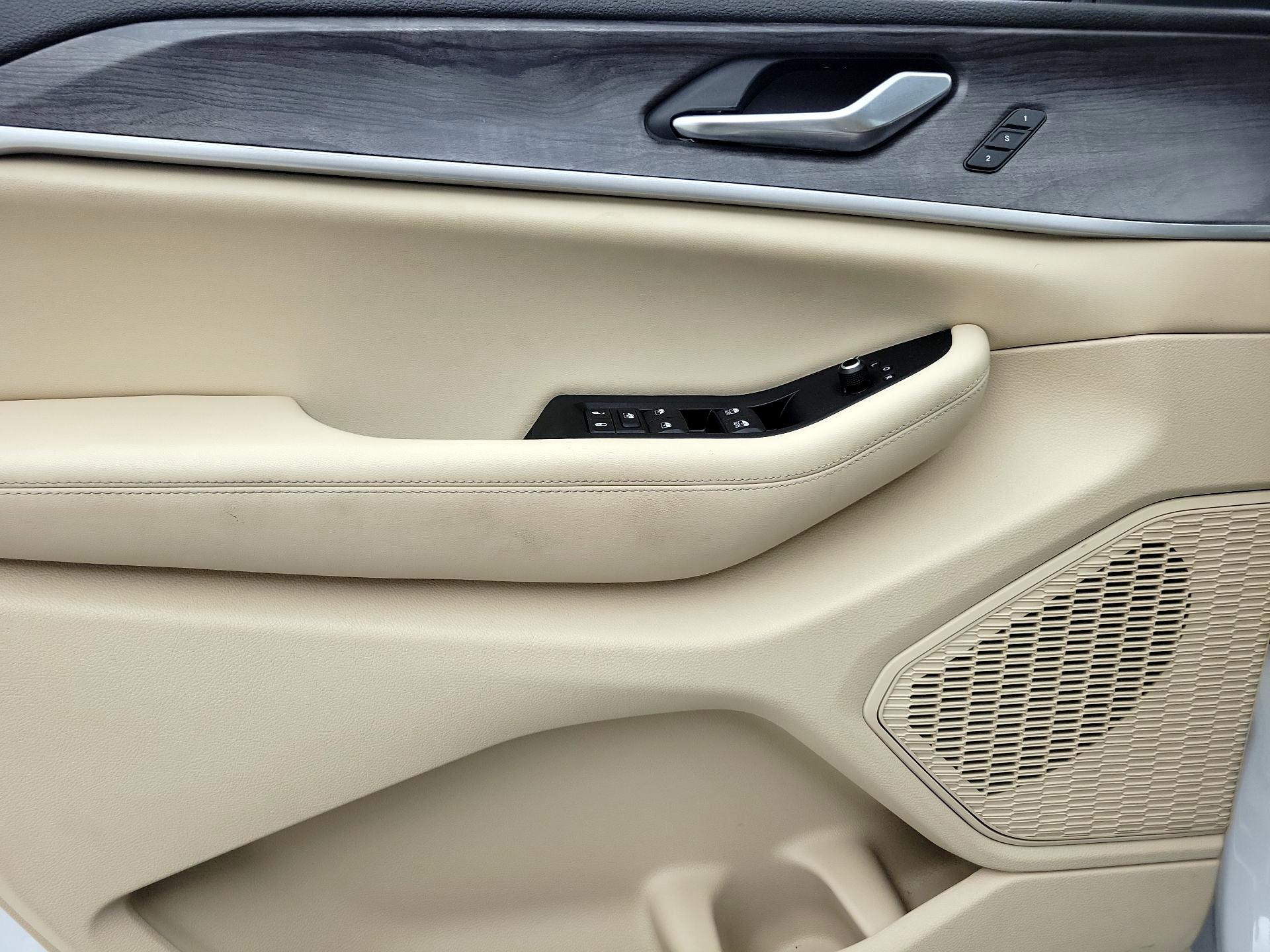 Thumbnail: 2023 Jeep Grand Cherokee - 12