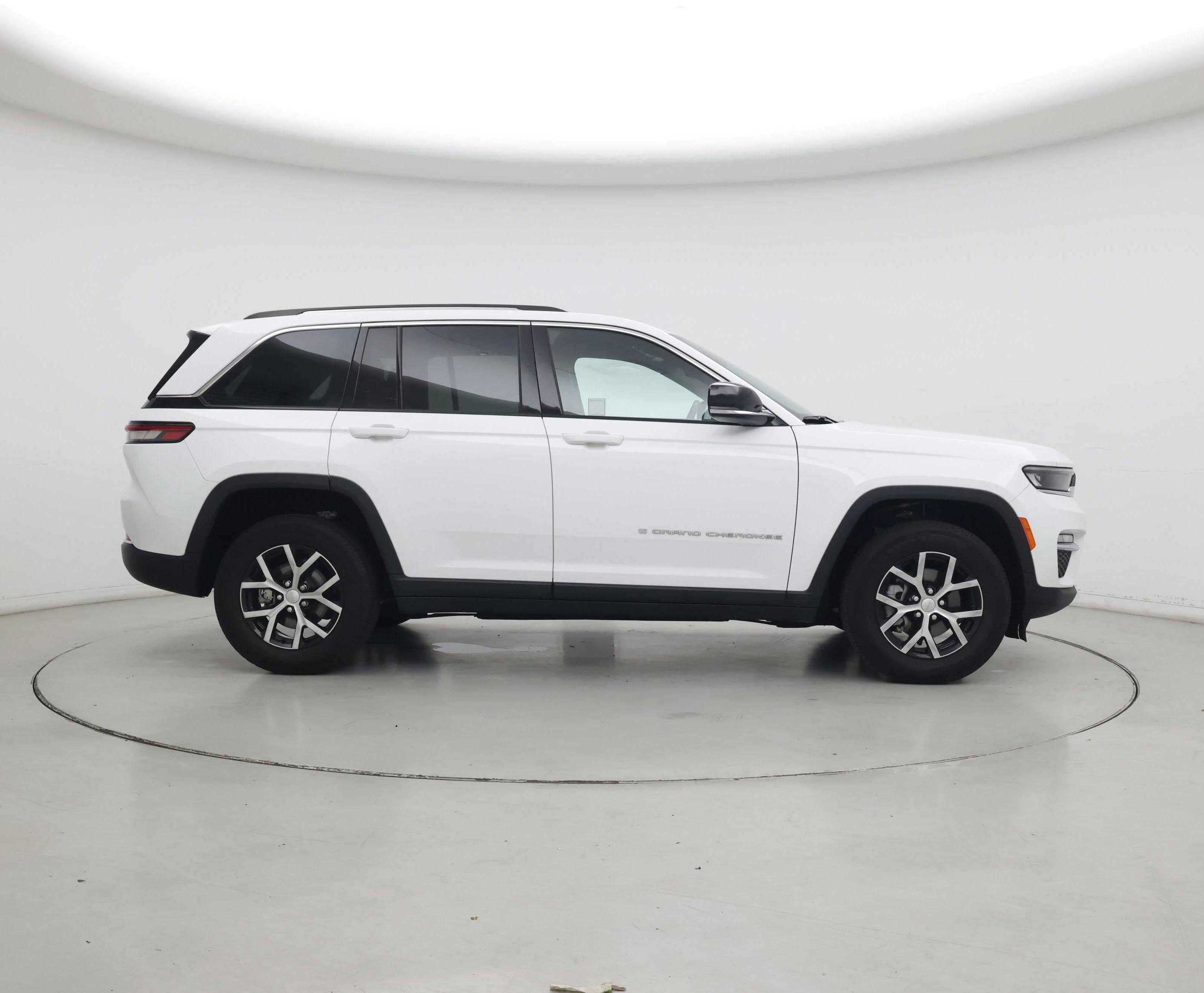 Thumbnail: 2023 Jeep Grand Cherokee - 7