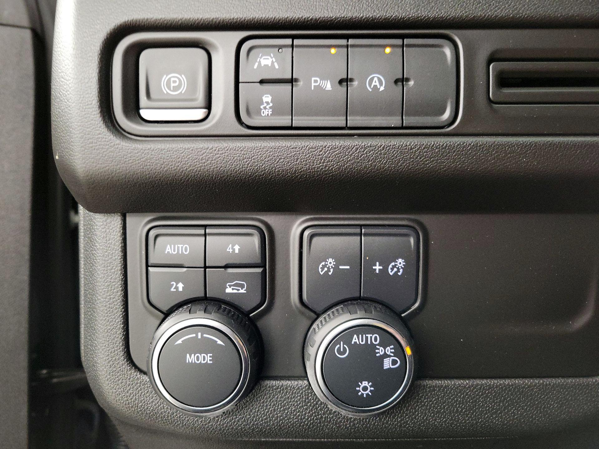 Thumbnail: 2024 Chevrolet Tahoe - 13